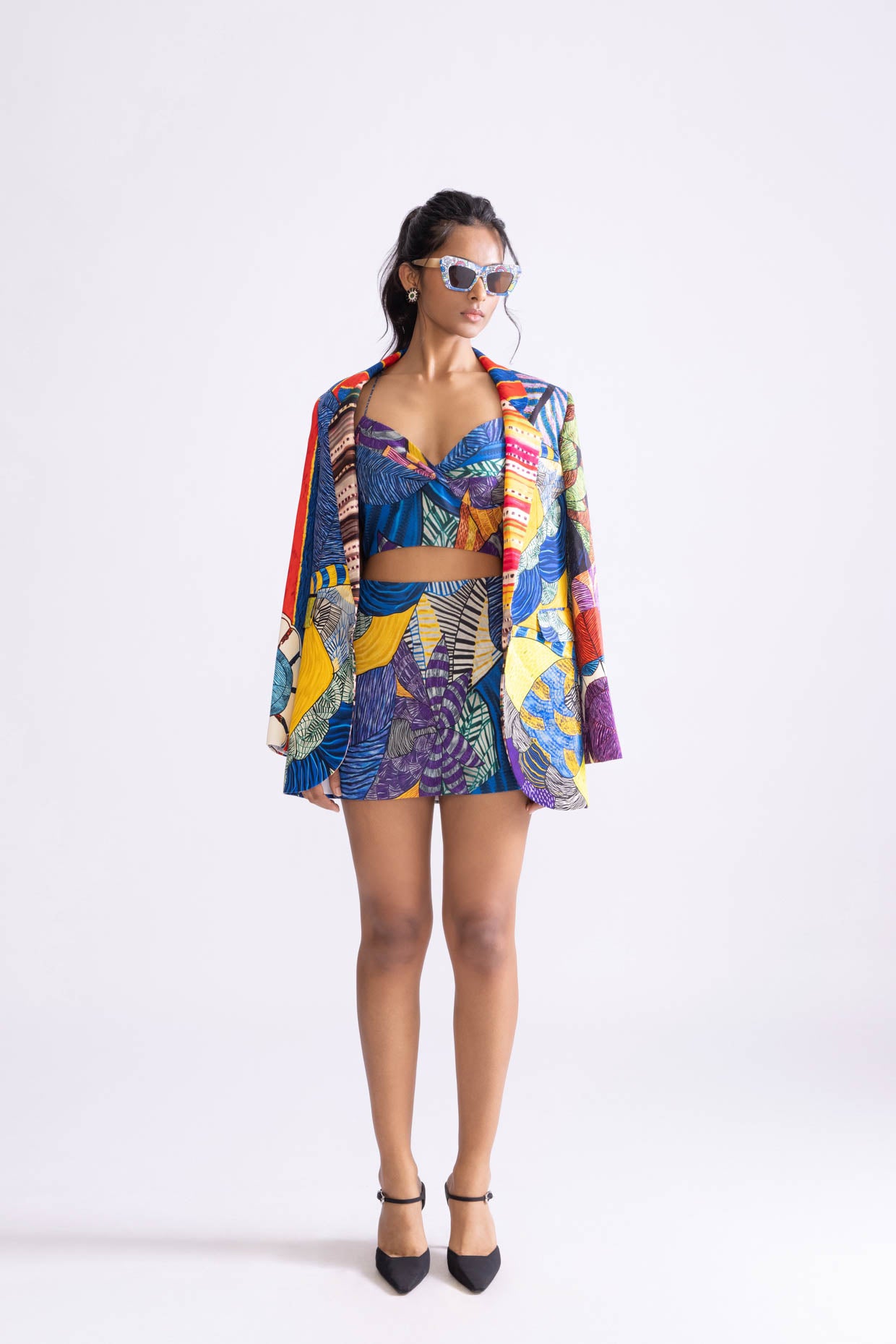 IVY BUSTIER , SIA SKORT & EVIE BLAZER