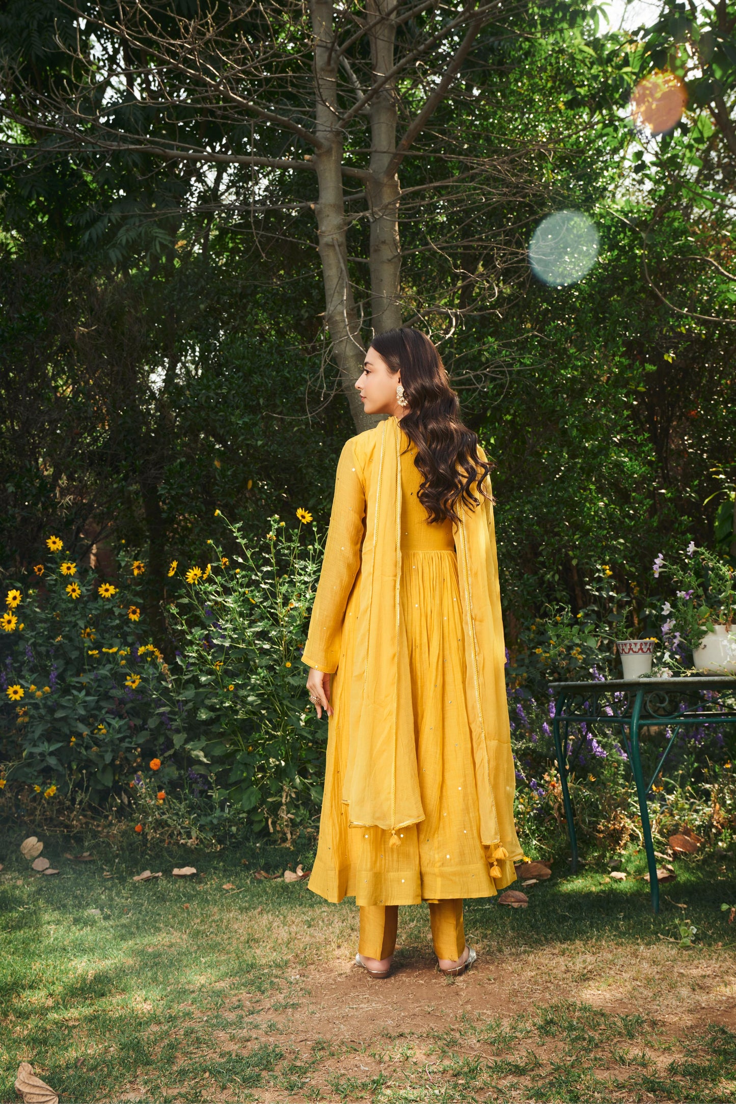 BASANTI SET
