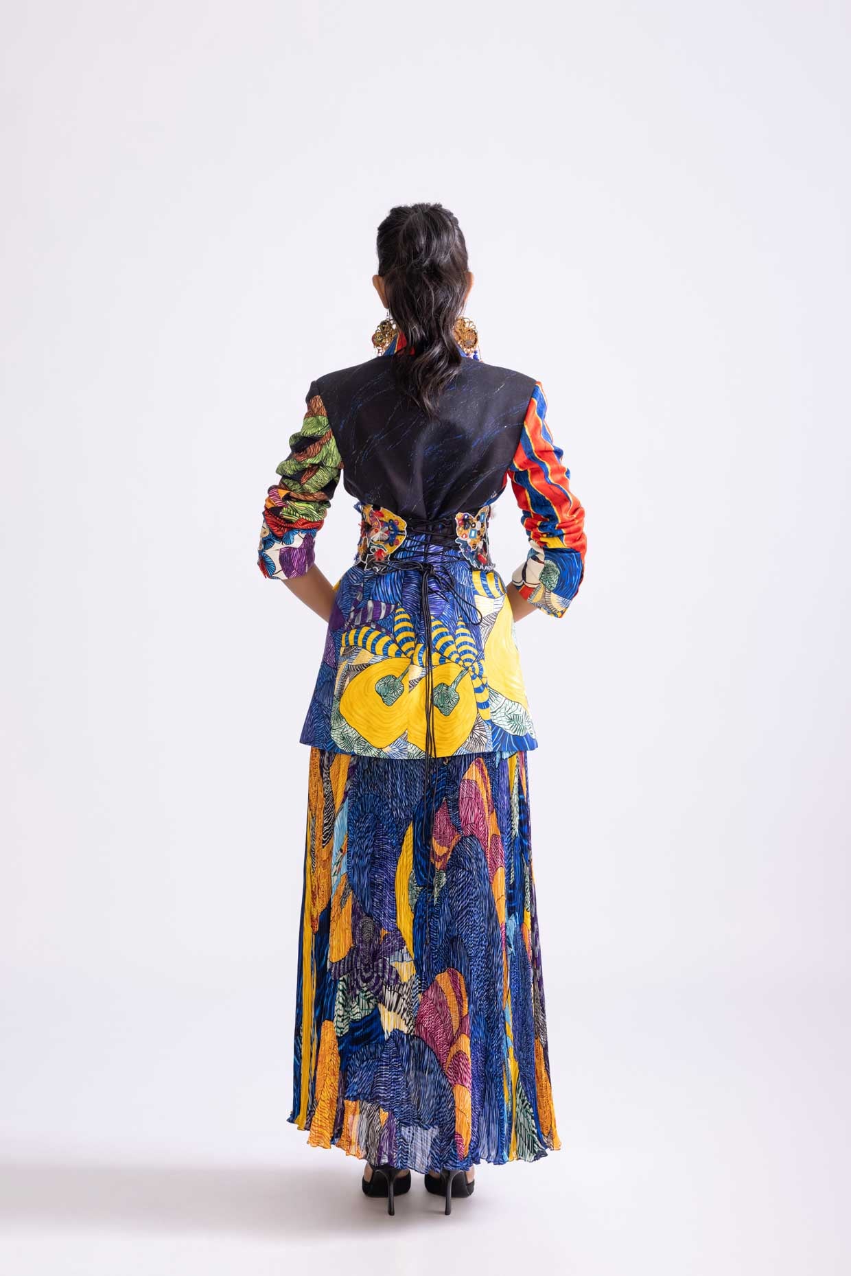 EVIE BLAZER , MONICA SKIRT & SILA CORSET BELT