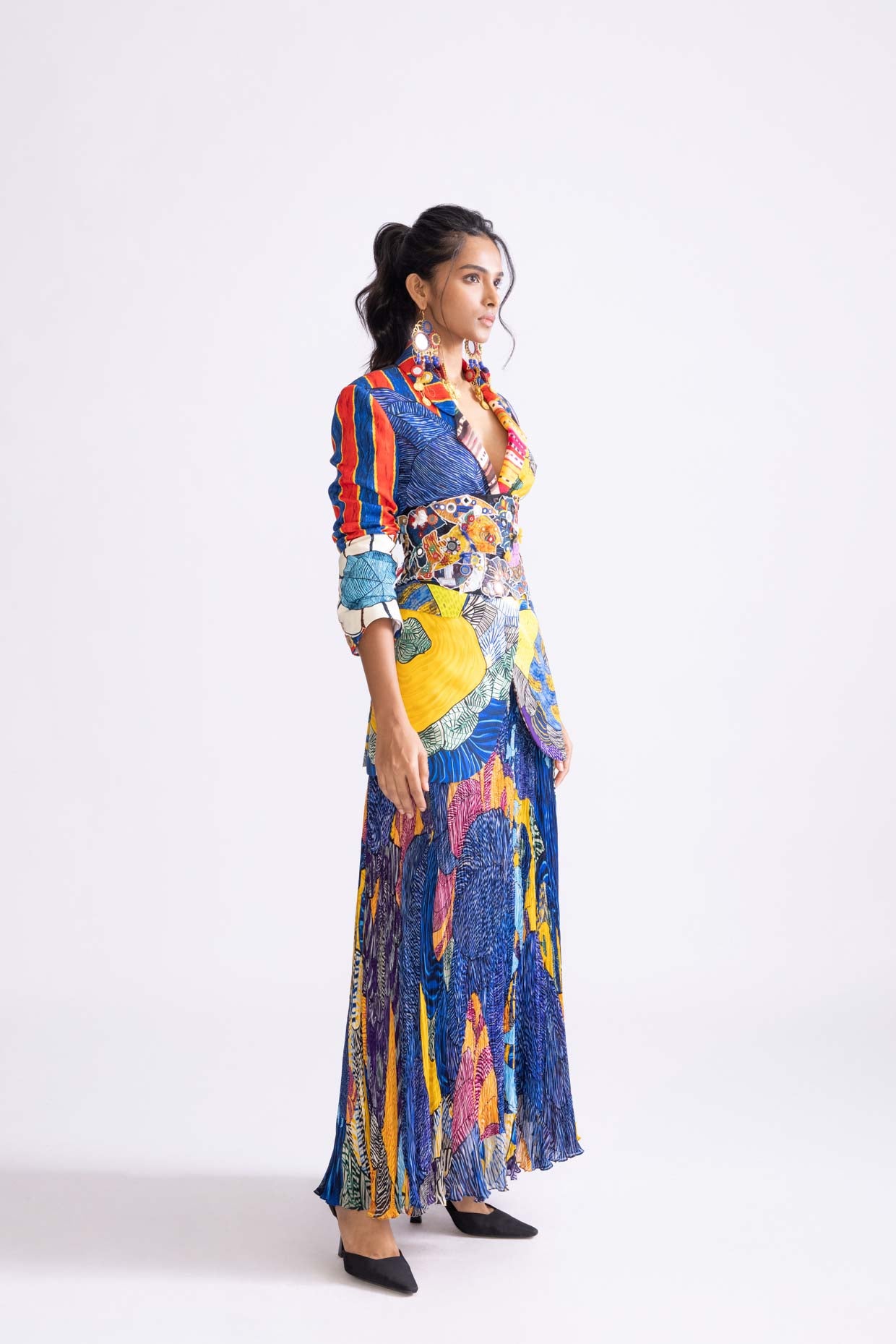 EVIE BLAZER , MONICA SKIRT & SILA CORSET BELT