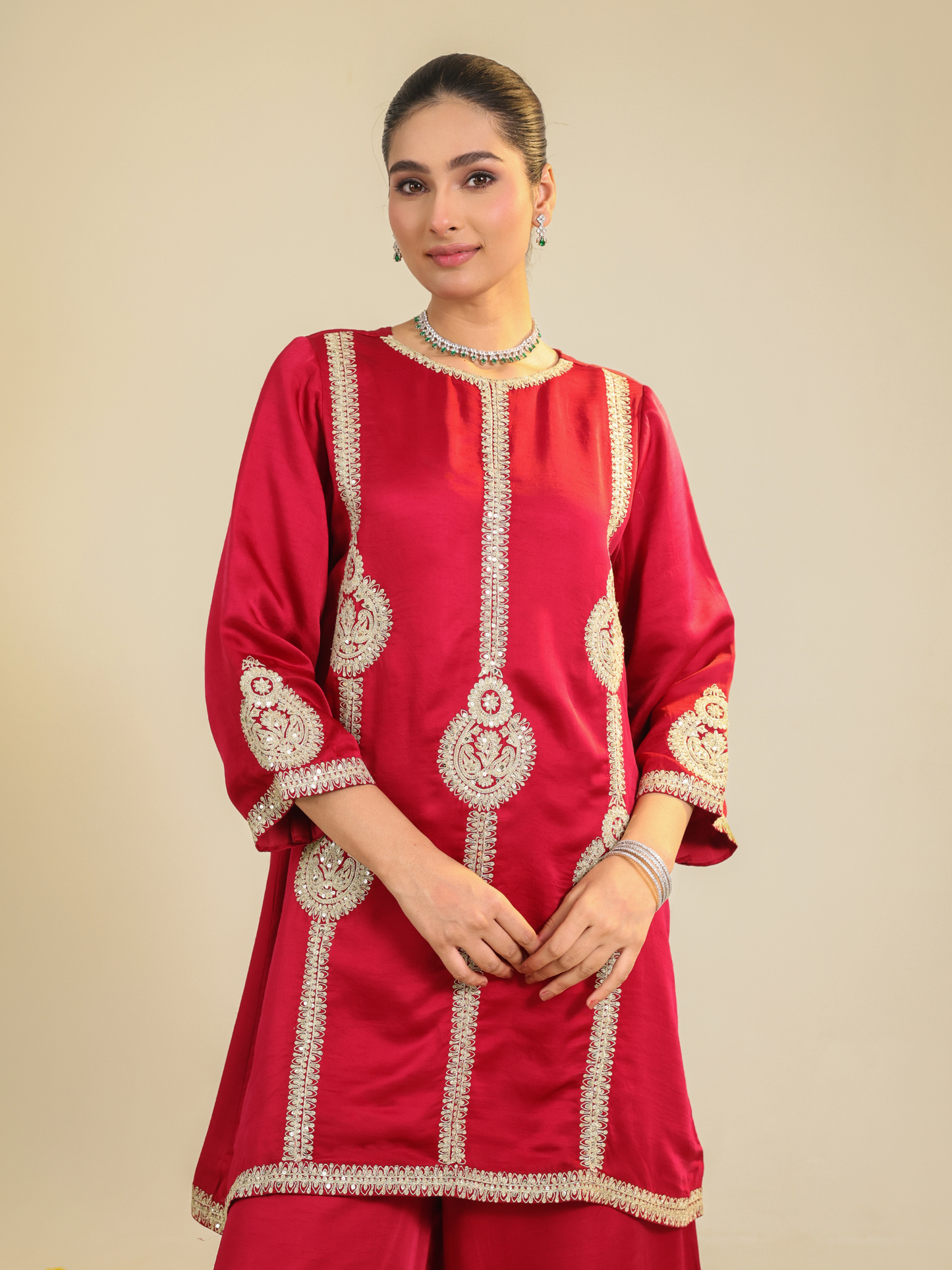 RED ZAINAA KURTA SET