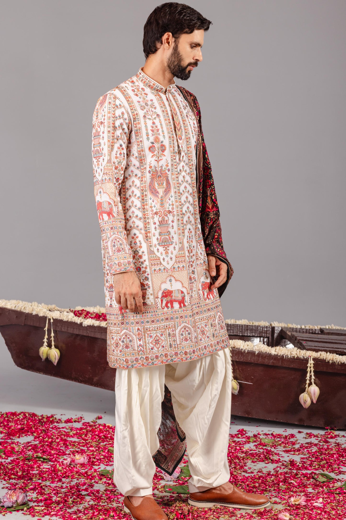 MUGHAL IVORY KURTA SET
