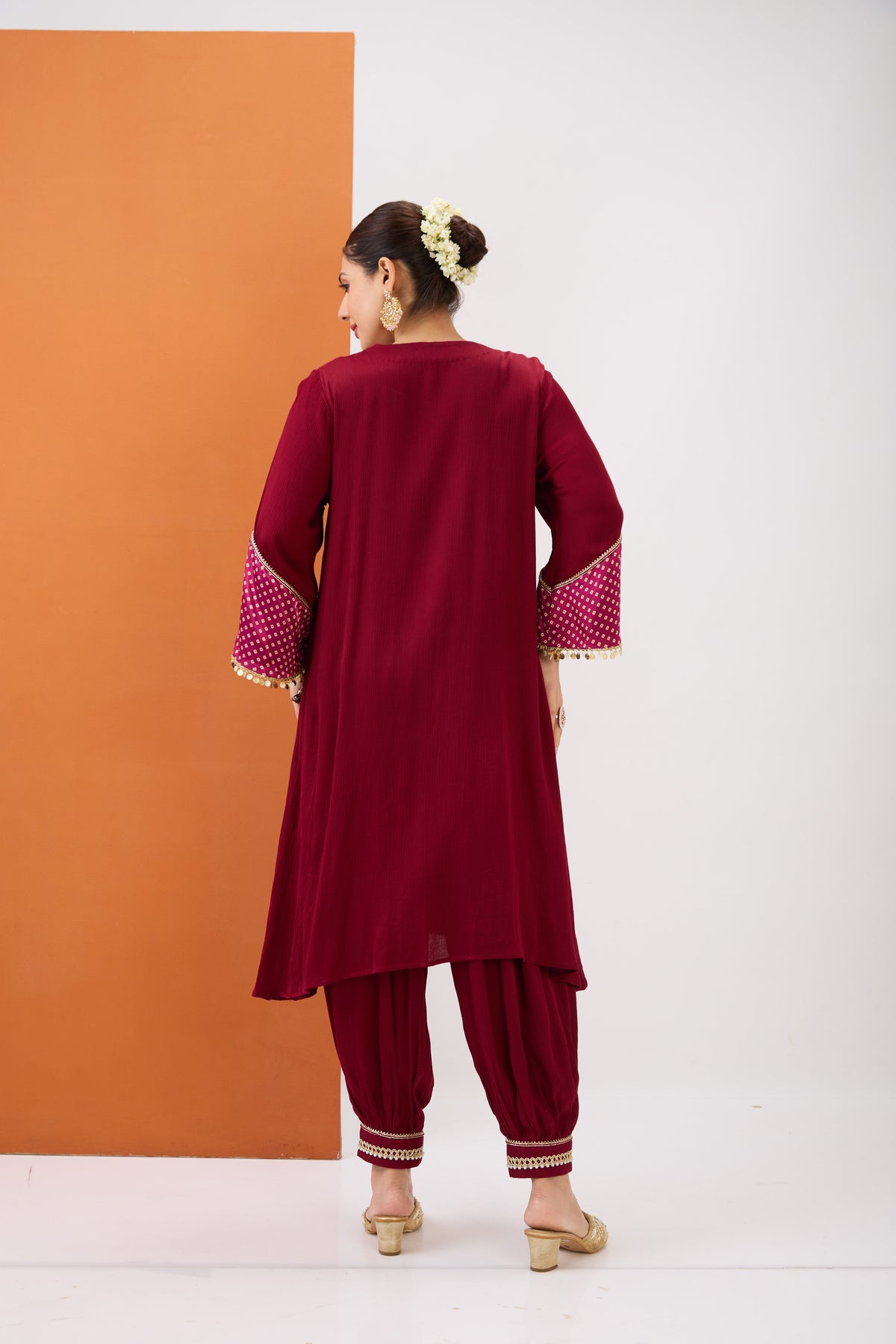 MAROON KURTA WITH BANDHANI DETAILING & GATHERED PANT SET