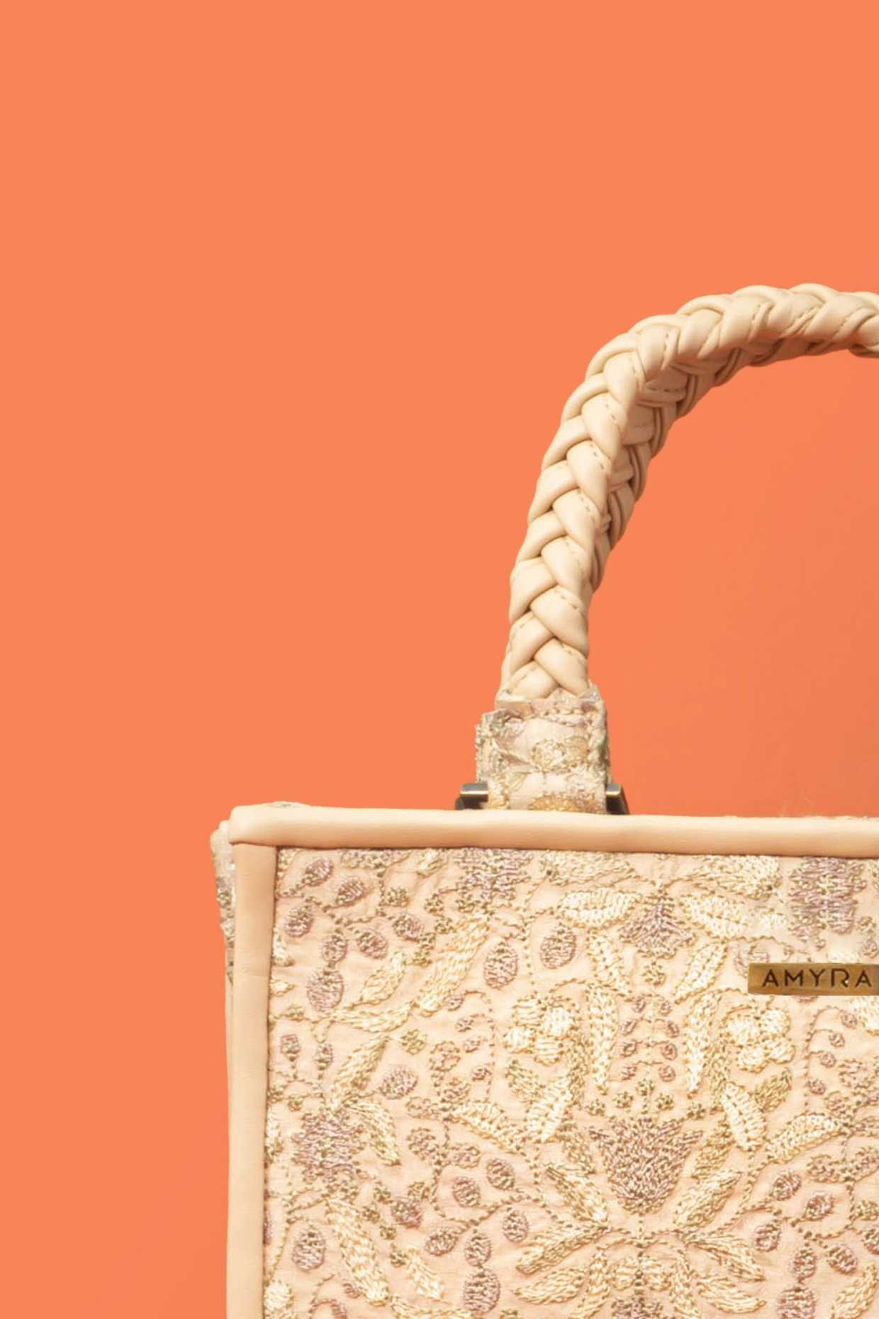 ZEN EMBROIDERED HANDBAG - BEIGE