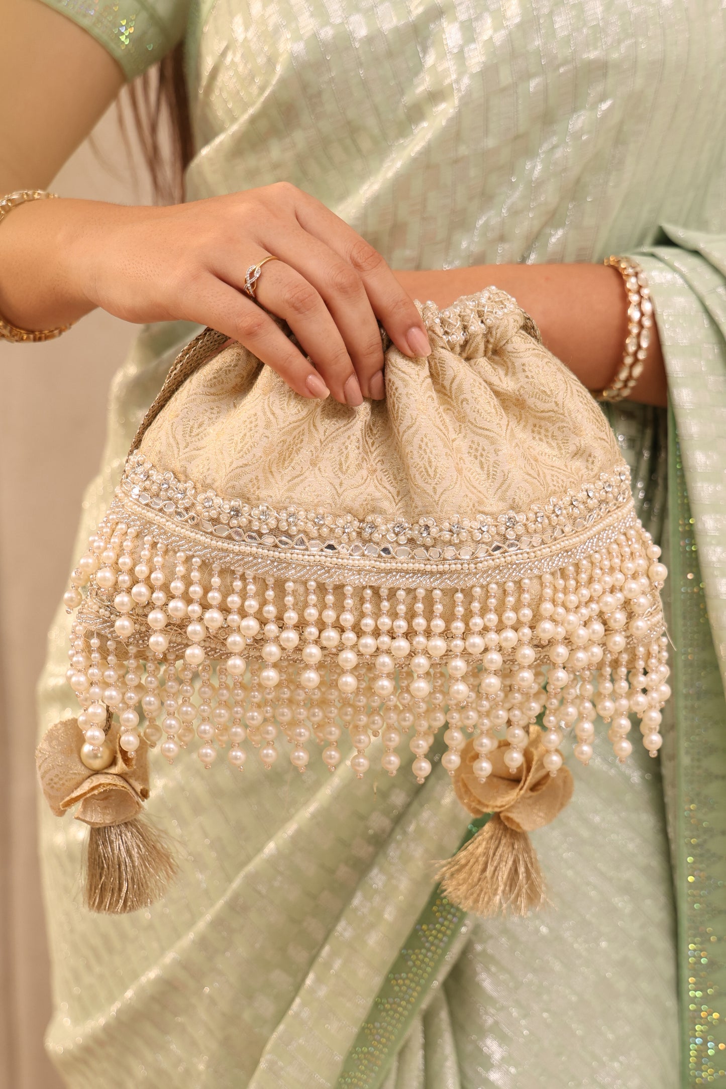 ANAHI EMBROIDERED BROCADE POTLI