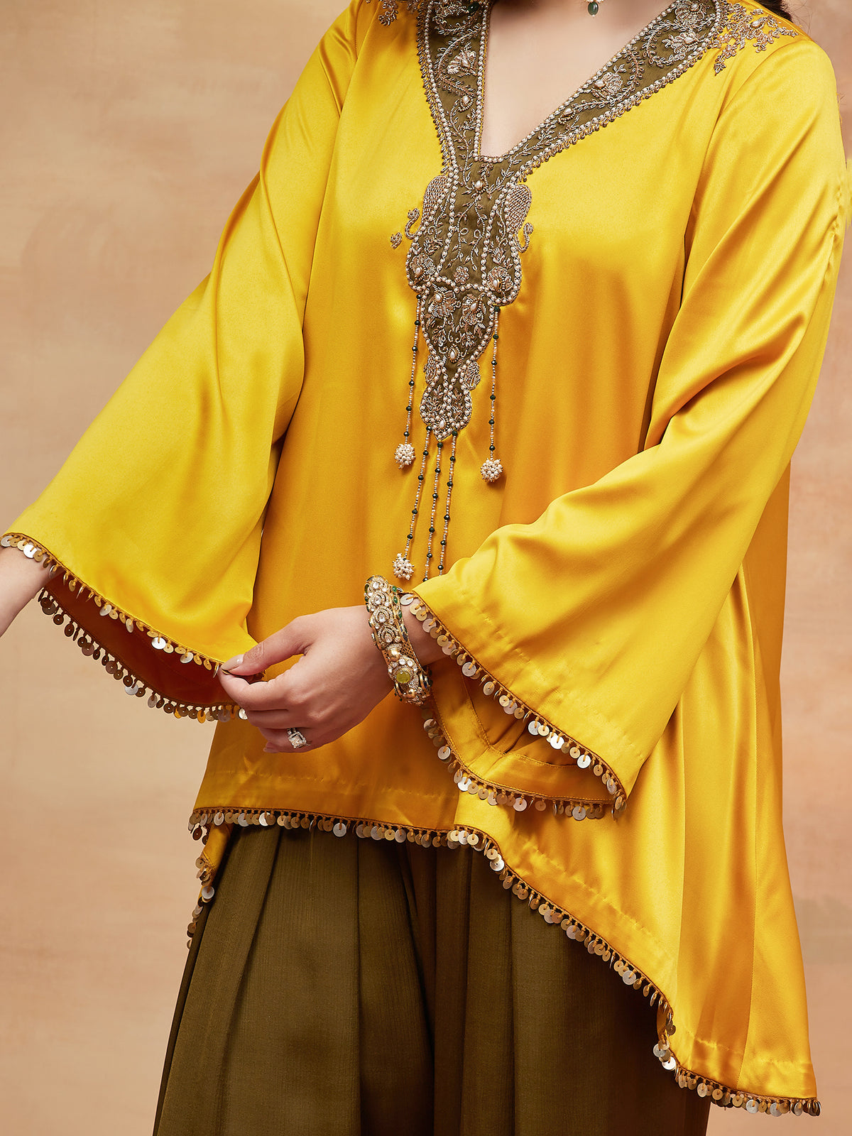 ANNAPURNA KANAK HAND EMBROIDERED BANARASI FARSHI SET