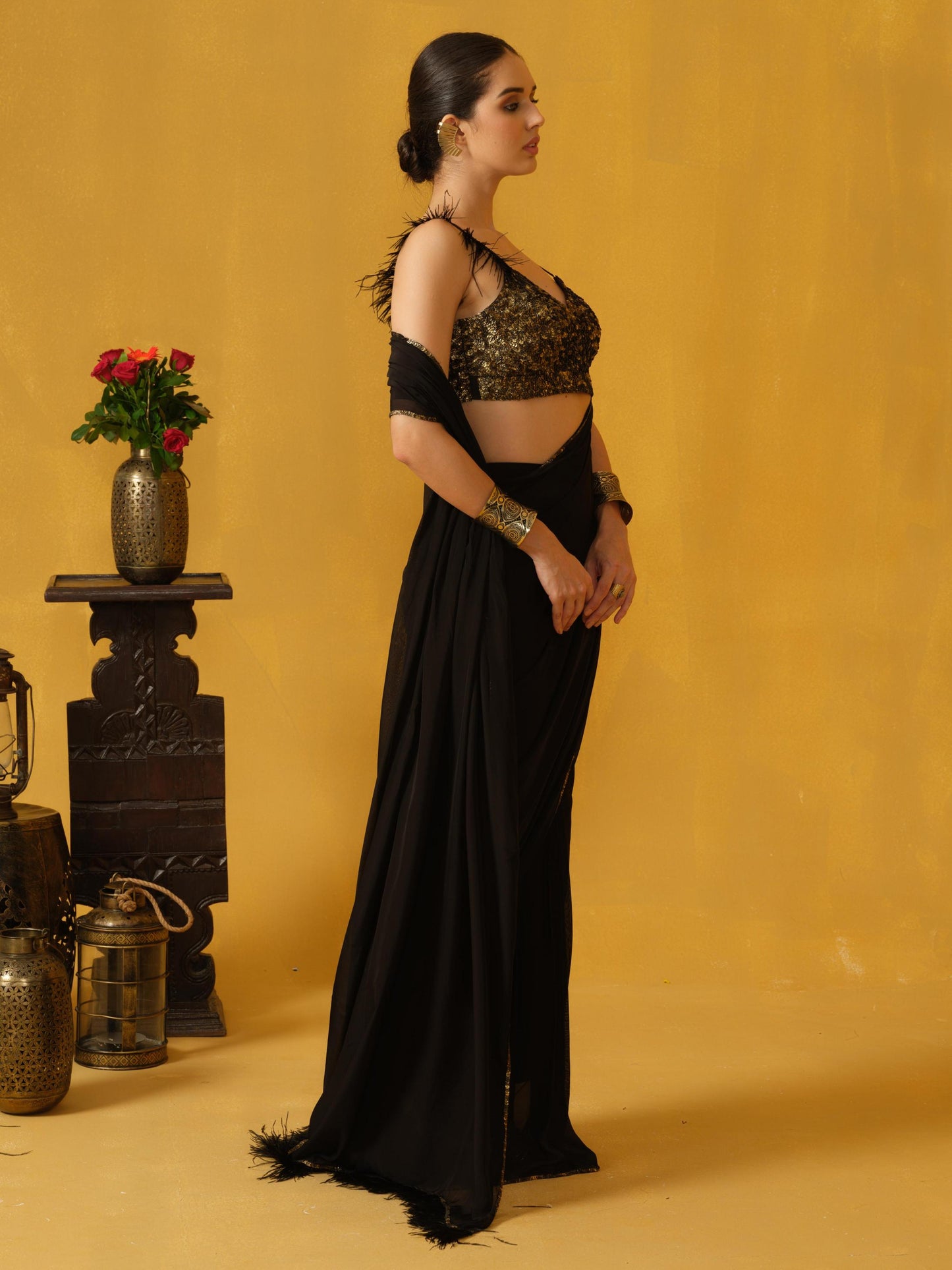 BLACK SAREE