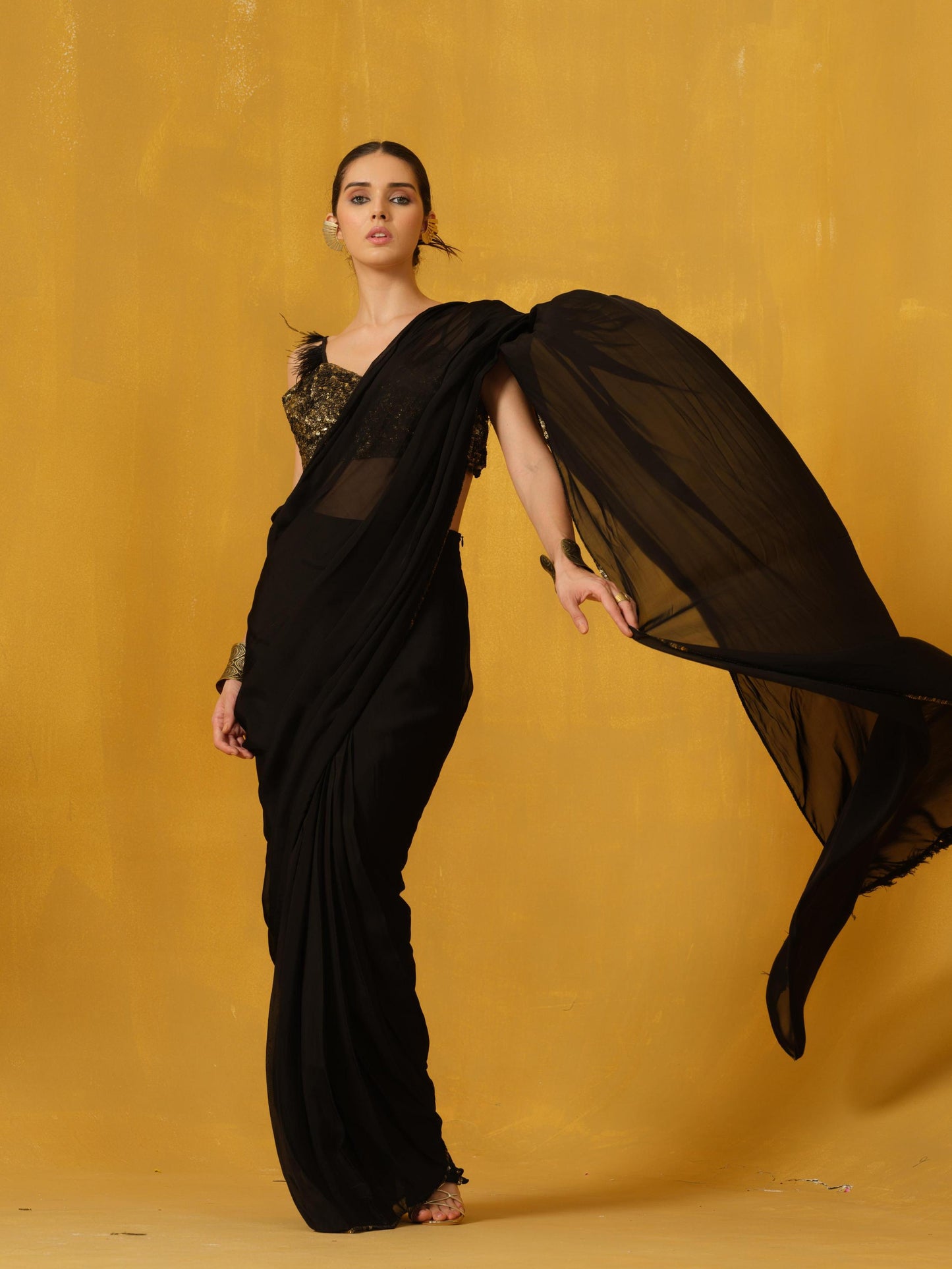 BLACK SAREE