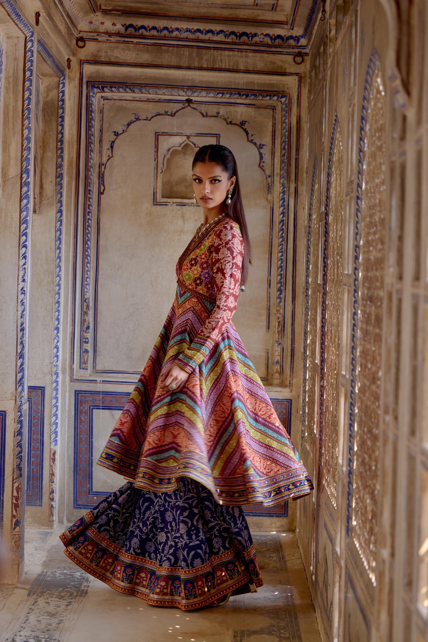AZRA SHARARA SET