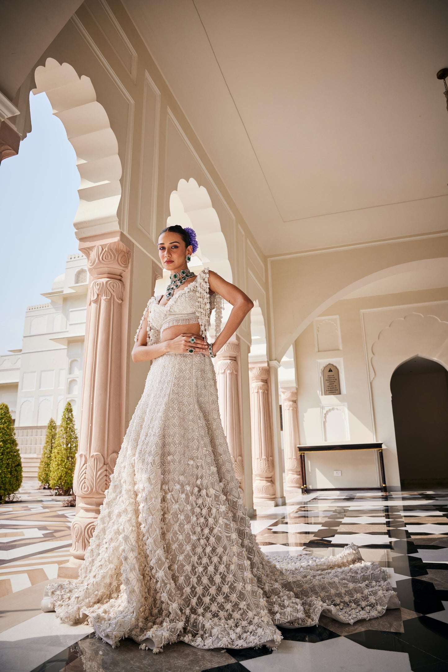 WHITE LEHENGA SET