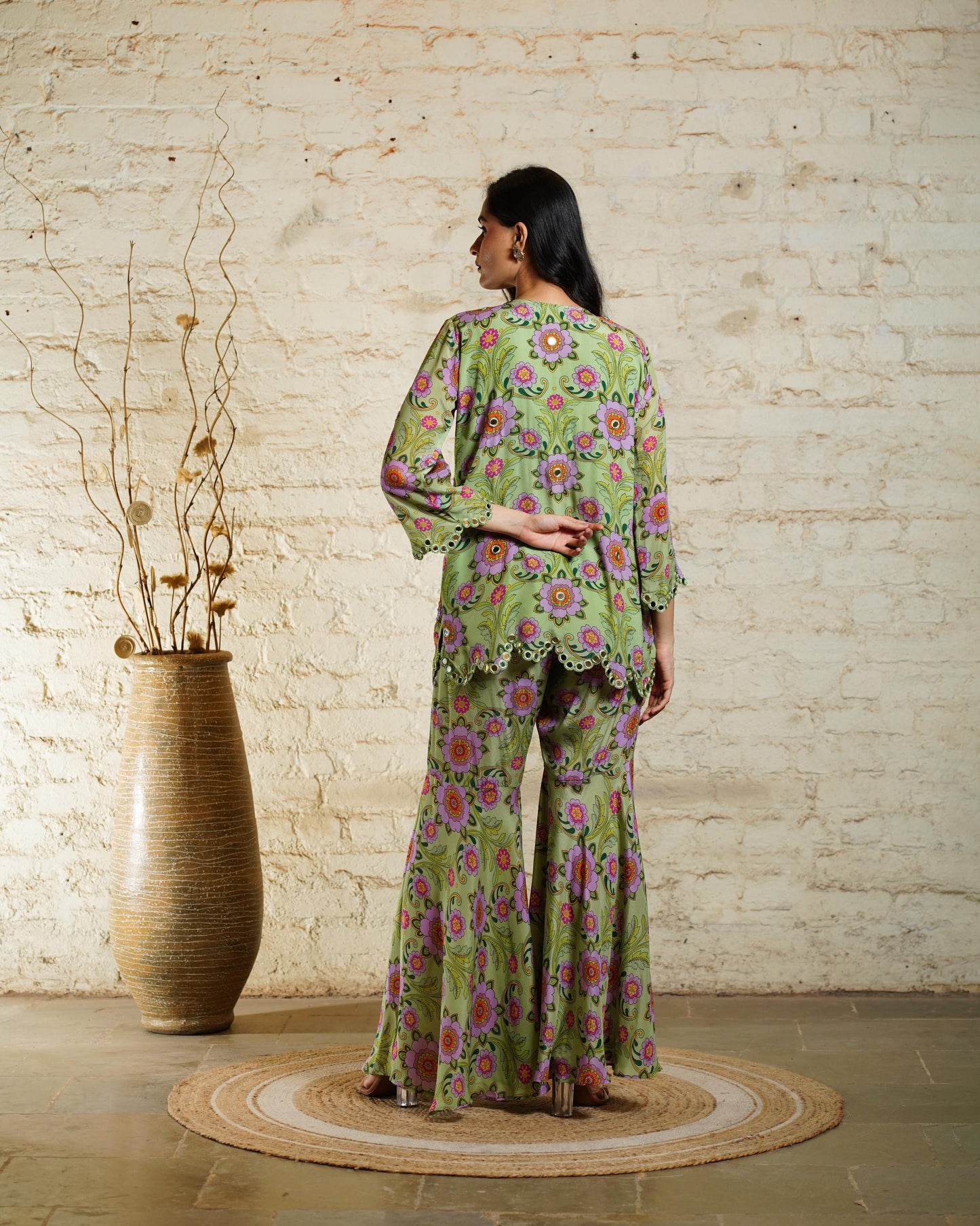 ANAM PISTA SHARARA PANT & SHORT KURTA
