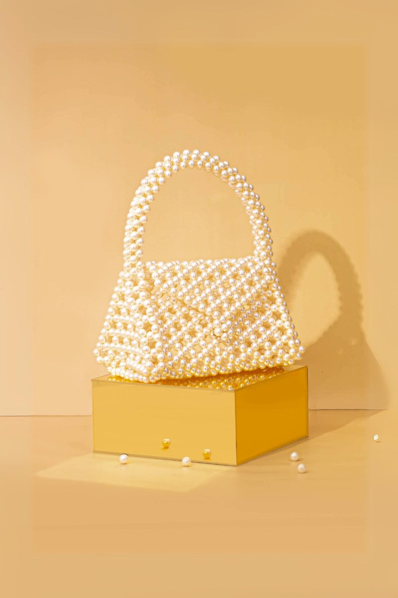 AMELIA TRIANGLE BAG