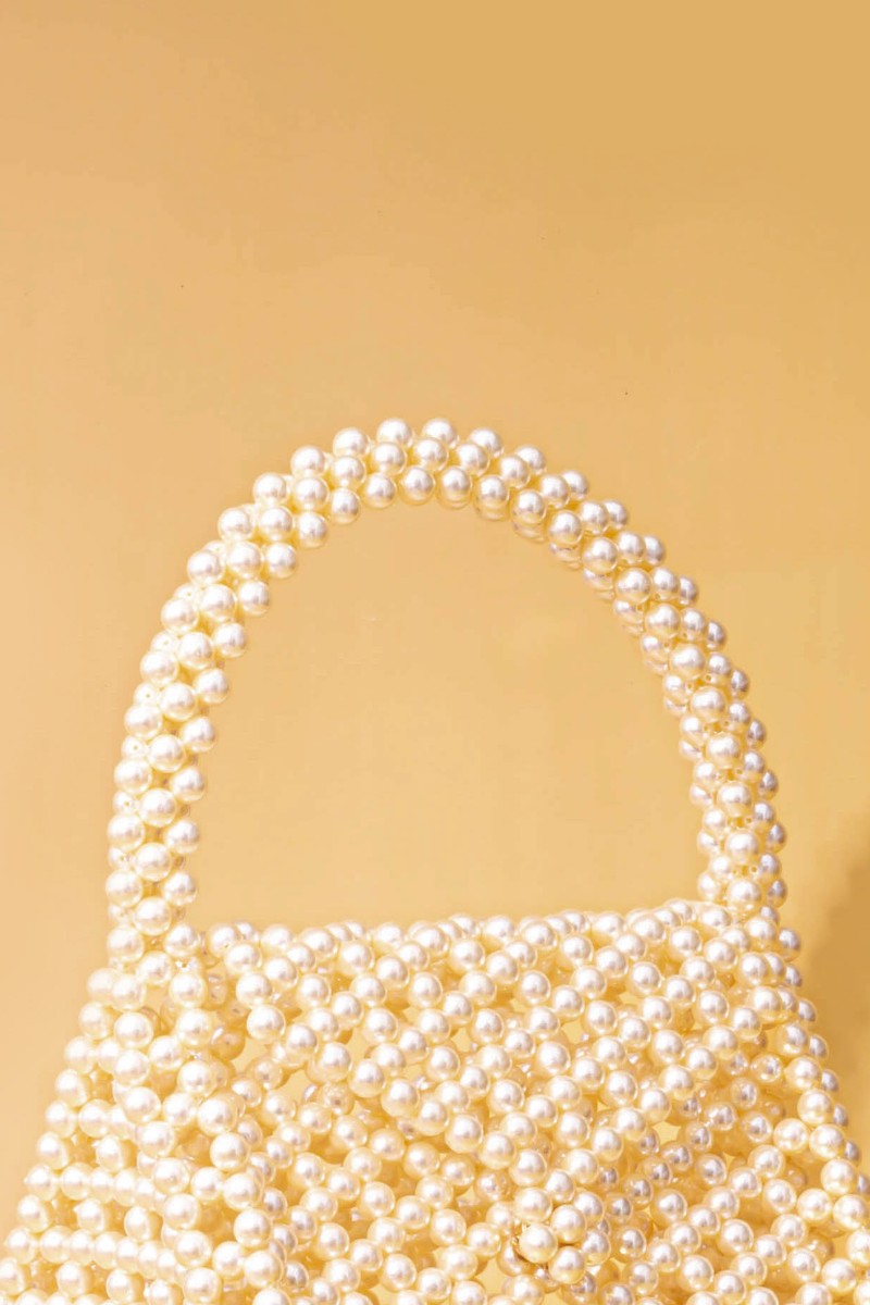 AMELIA TRIANGLE BAG