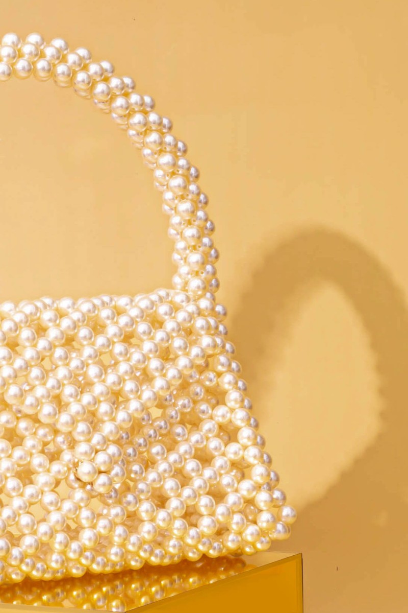 AMELIA TRIANGLE BAG