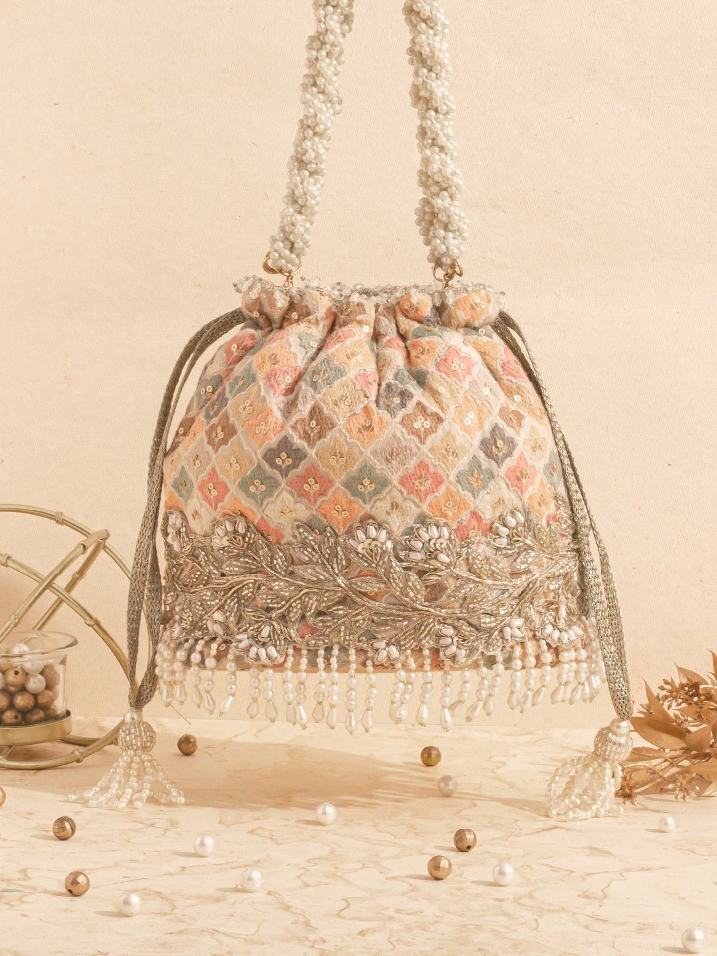 AZA BUCKET BAG