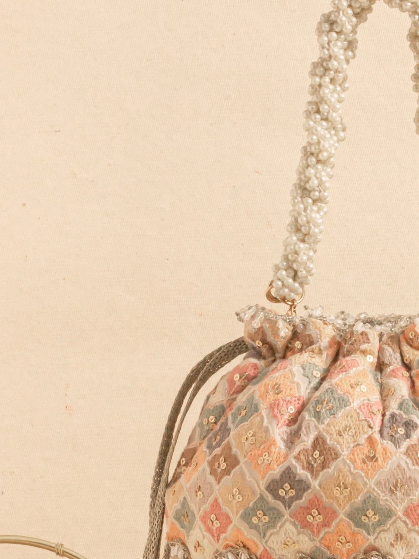 AZA BUCKET BAG