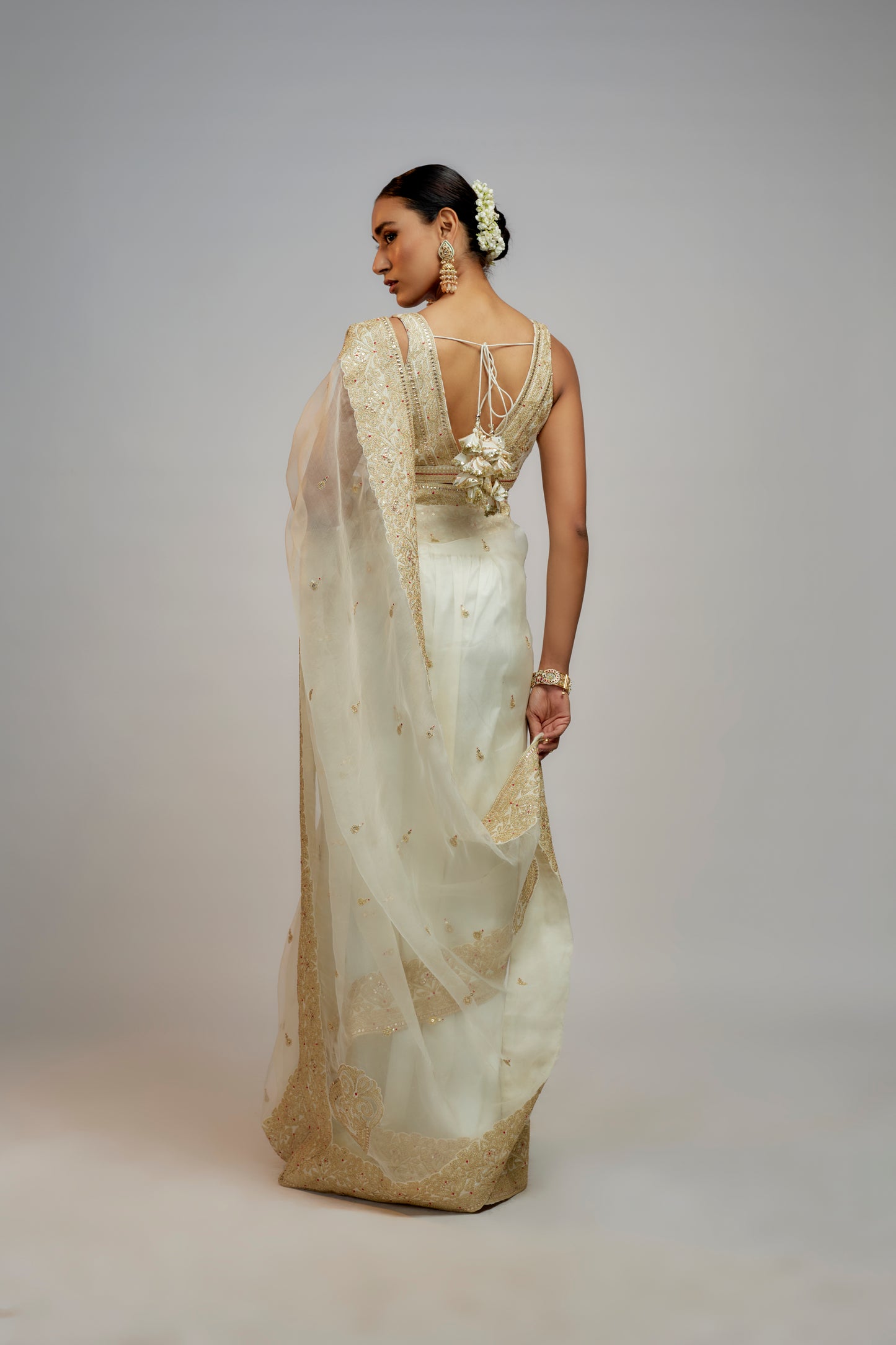 GOLCONDA MAAHI SAREE SET