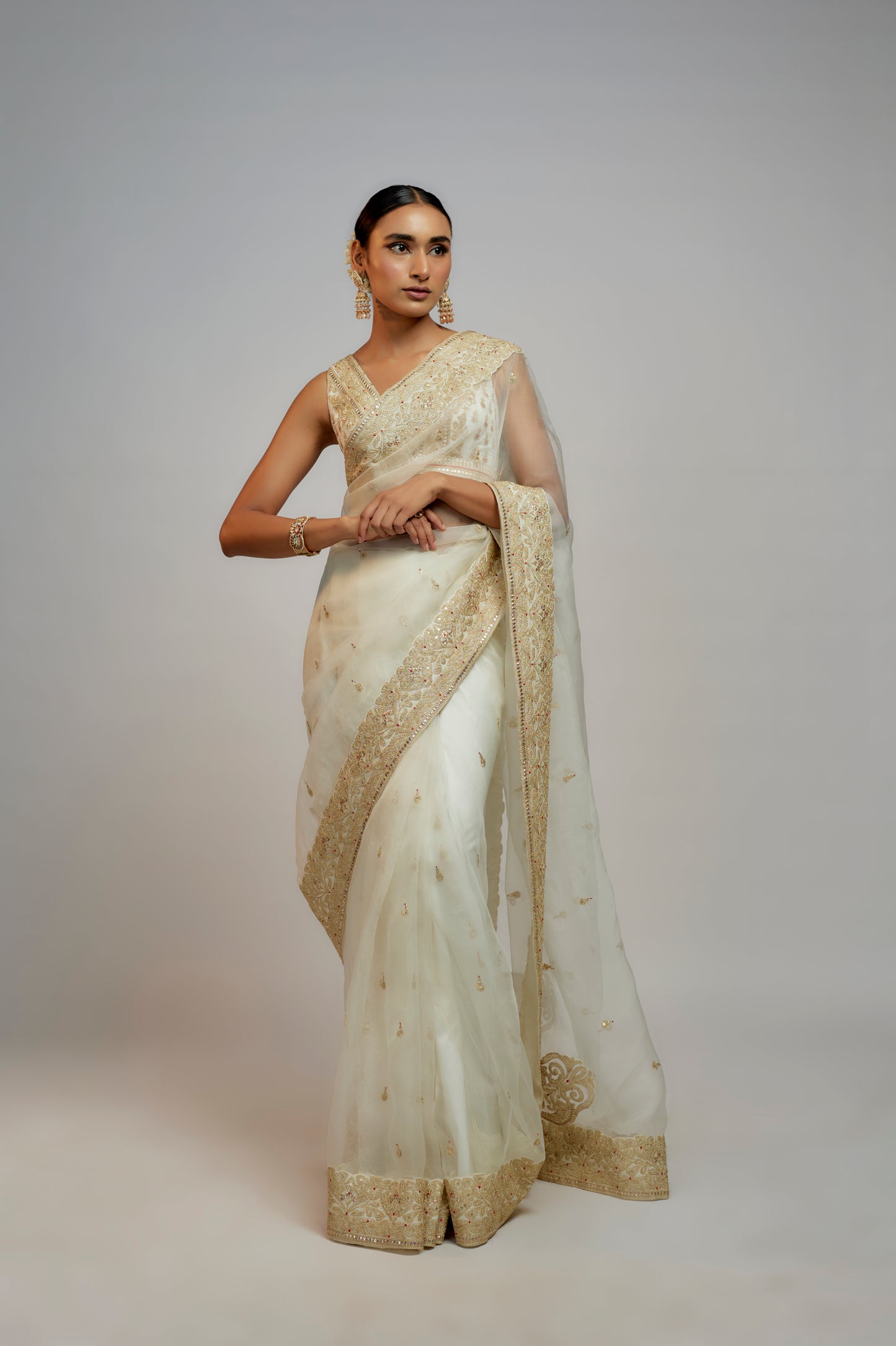 GOLCONDA MAAHI SAREE SET