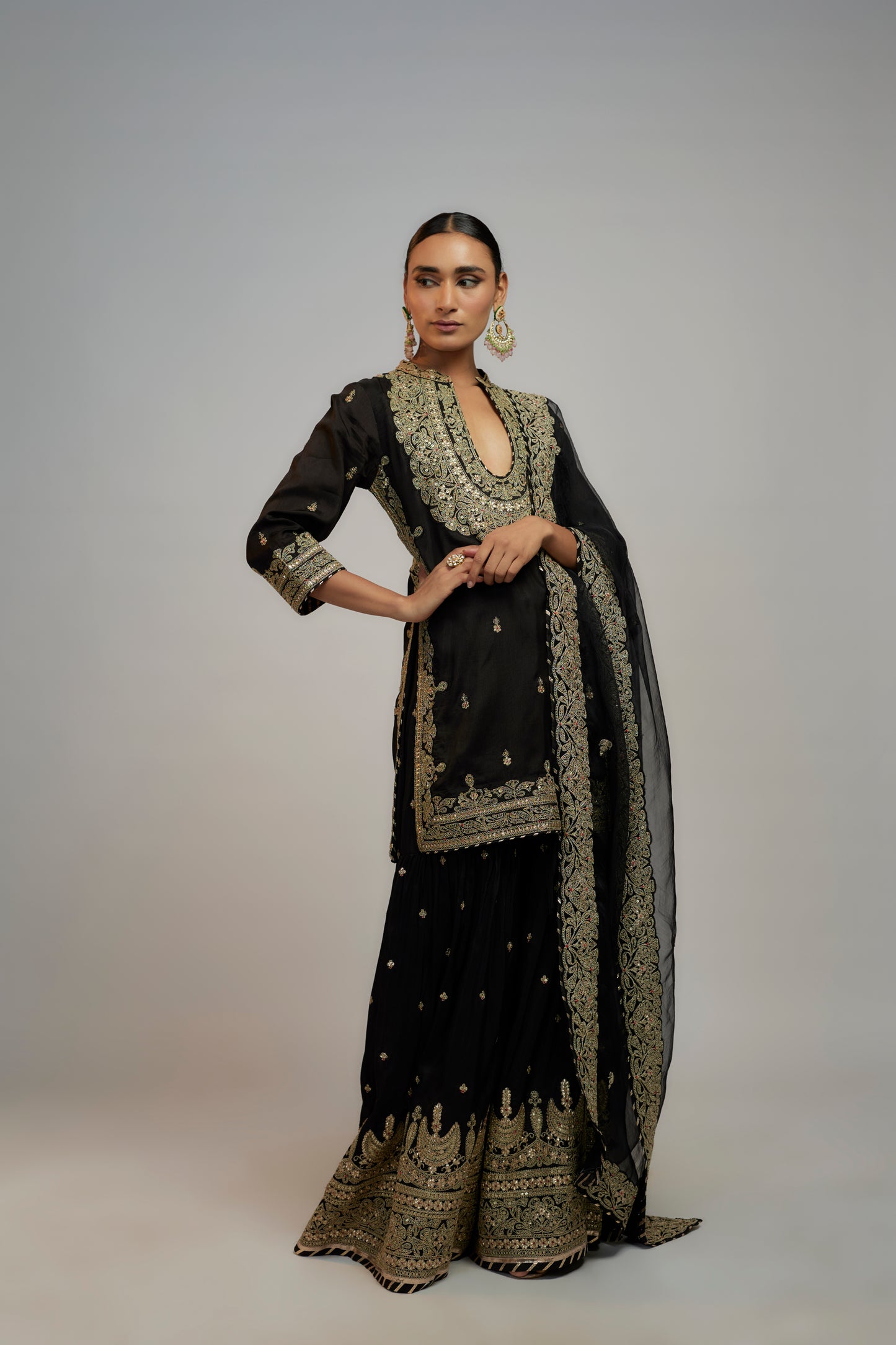 GOLCONDA SIDDHAT SHARARA SET