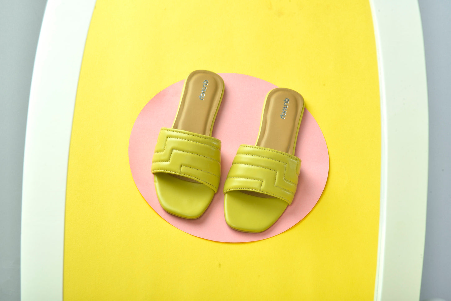 COSMO FLATS - GREEN