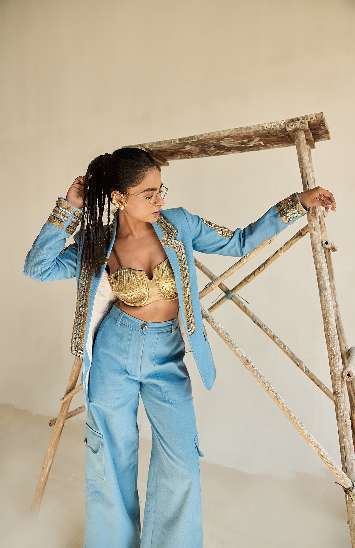 DENIM BLAZER GOLD BUSTIER WITH DENIM CARGO PANT