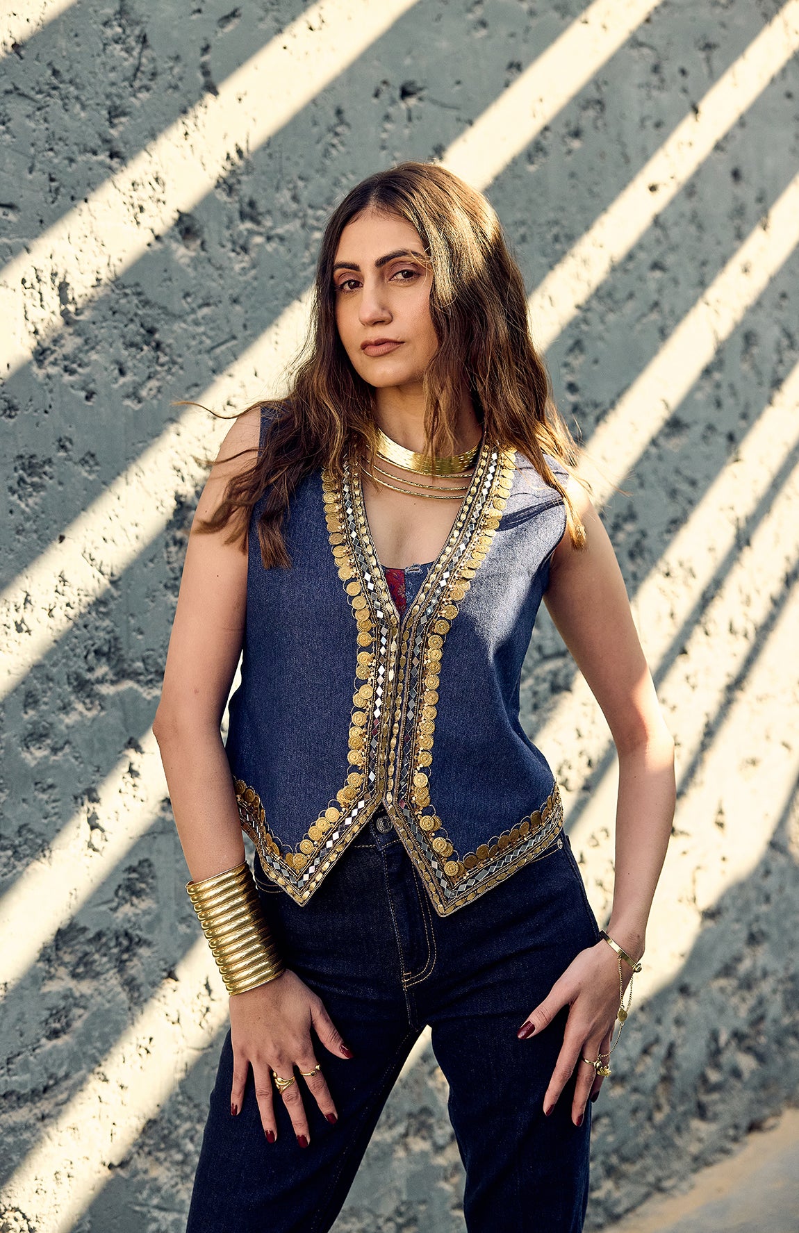 DARK DENIM WAIST COAT