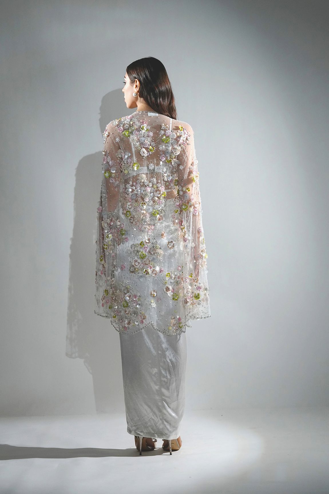 EDEN 3D FLORAL EMBROIDERY FLOWER CAPE