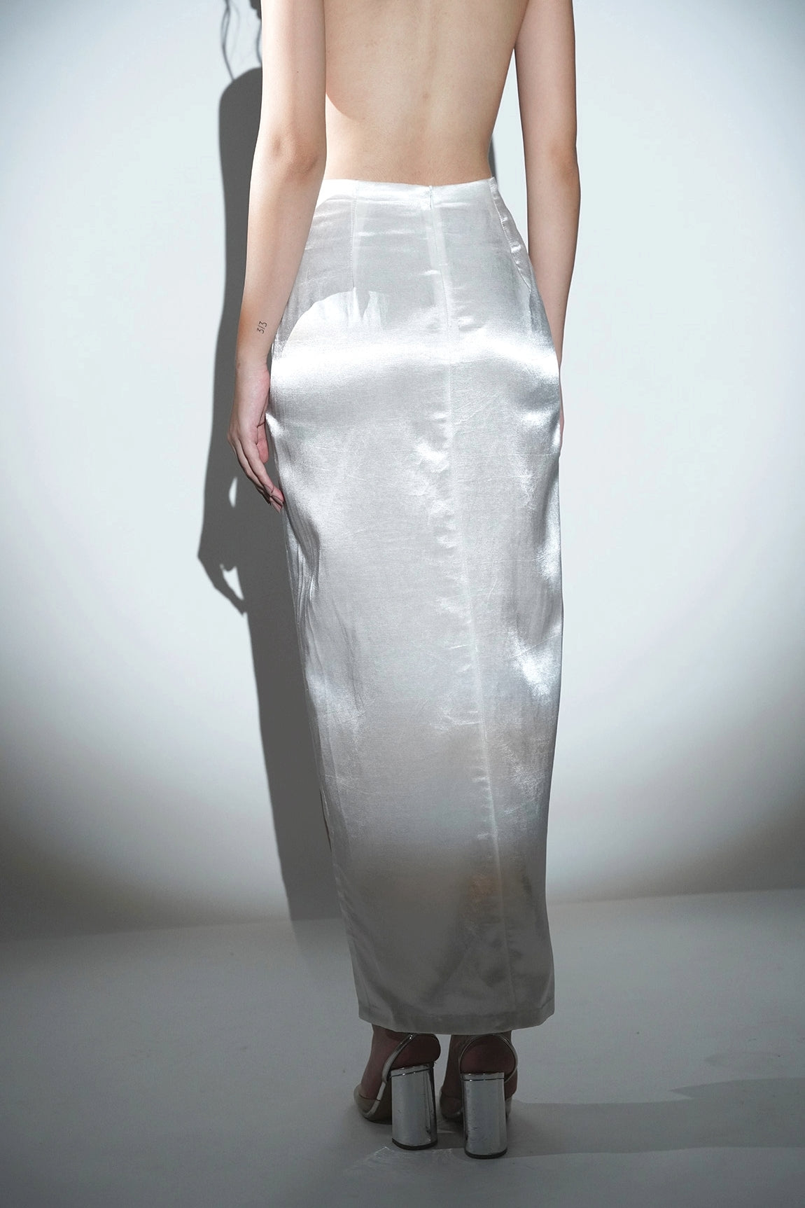 SCARLET WHITE DRAPE MAXI SKIRT