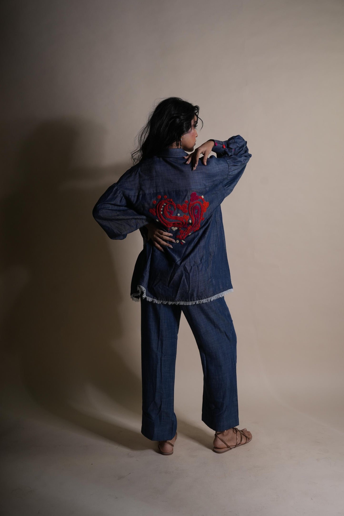 LOVE TENCEL SHIRT