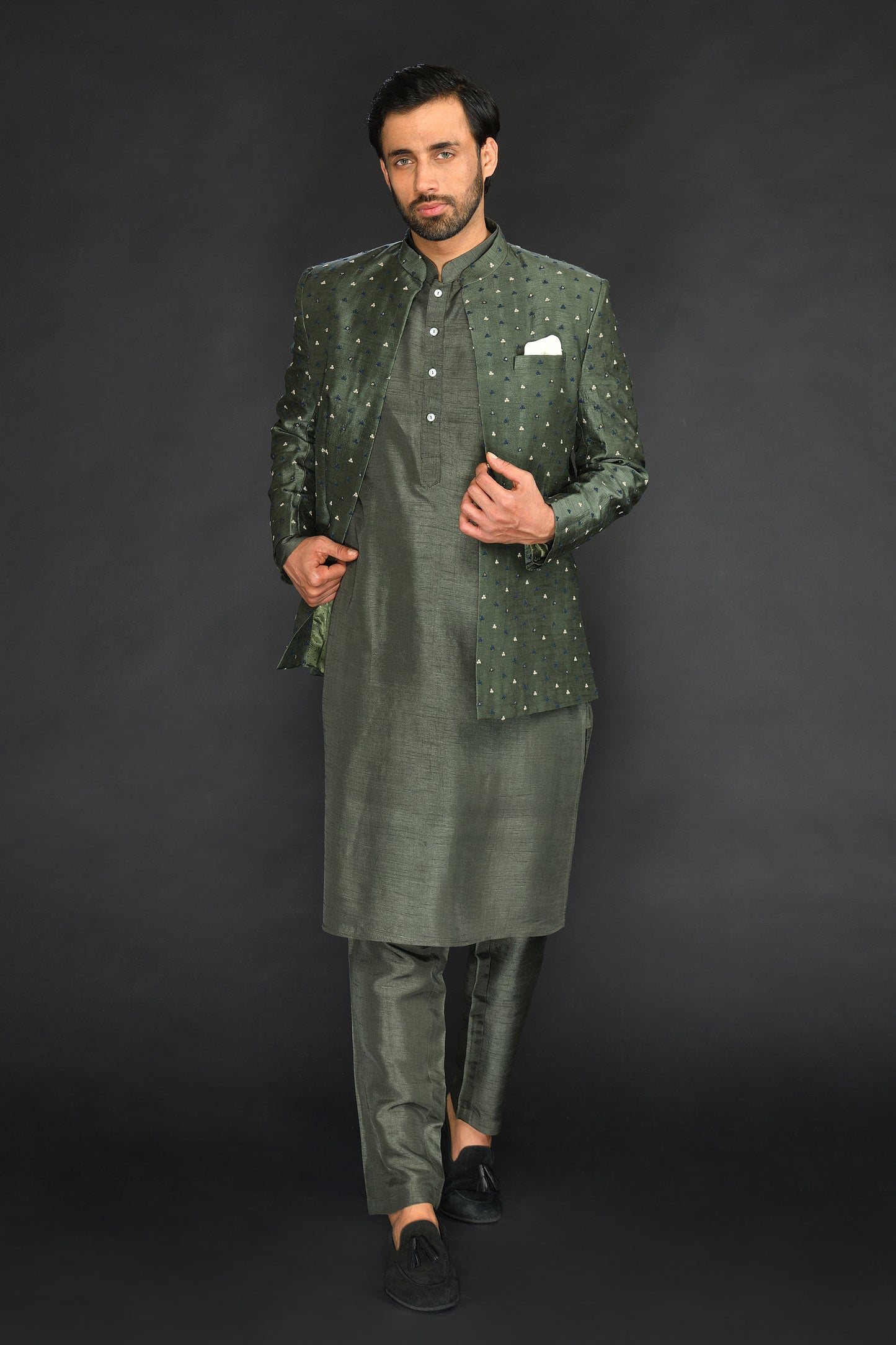 BANDGALA WITH KURTA AND SLIM PANT