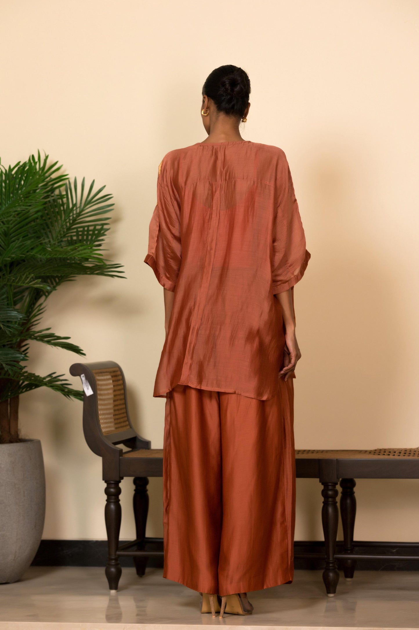 EEDA SILK SHIRT SET WITH ASYMMETRICAL PATCHWORK