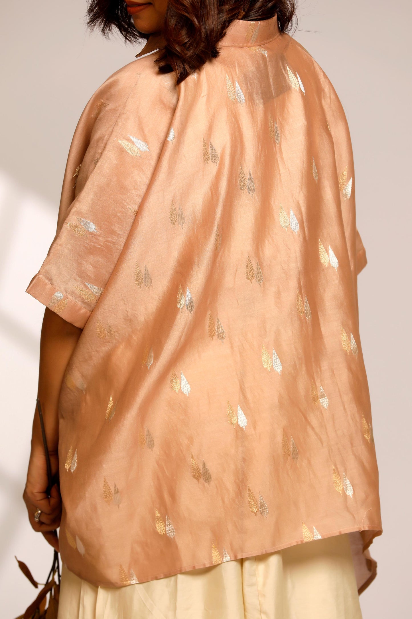 ASYMMETRICAL ROSE SHIRT