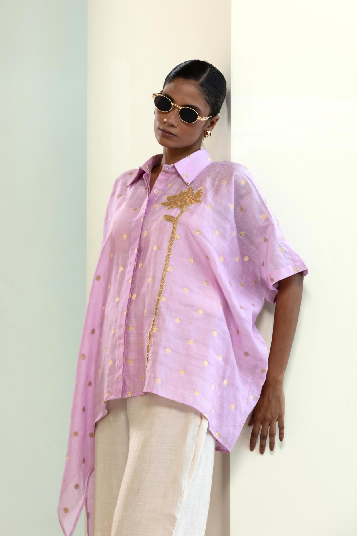 EEDA ROSE PATCH SHIRT LILAC