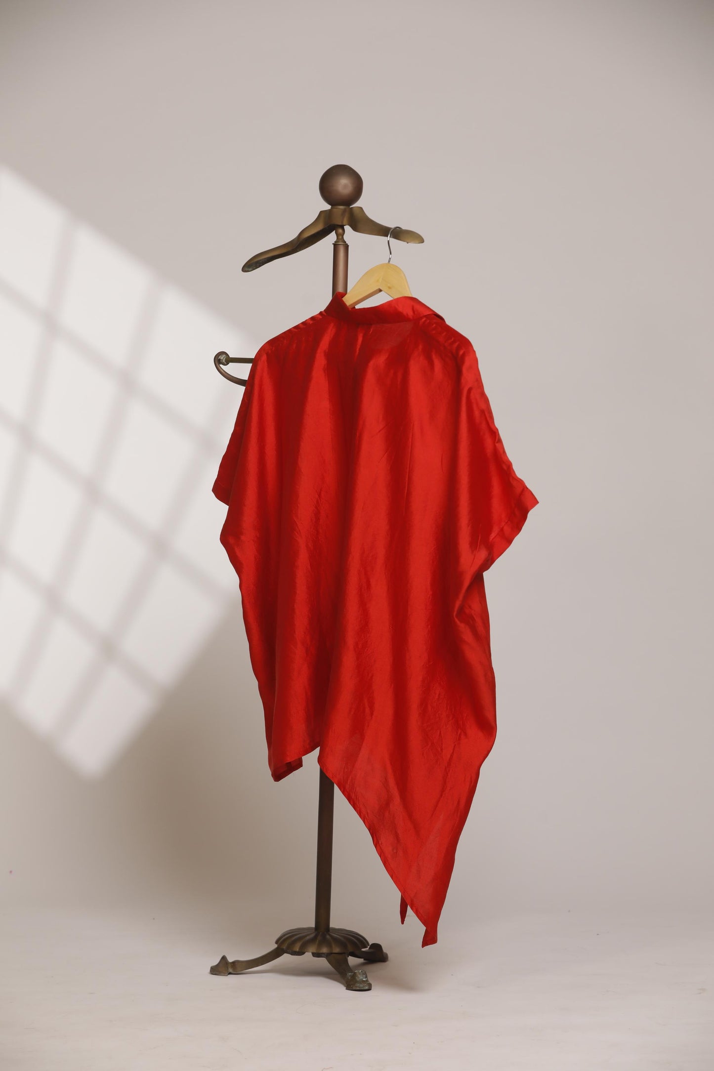 ASYMMETRICAL ROSE SHIRT