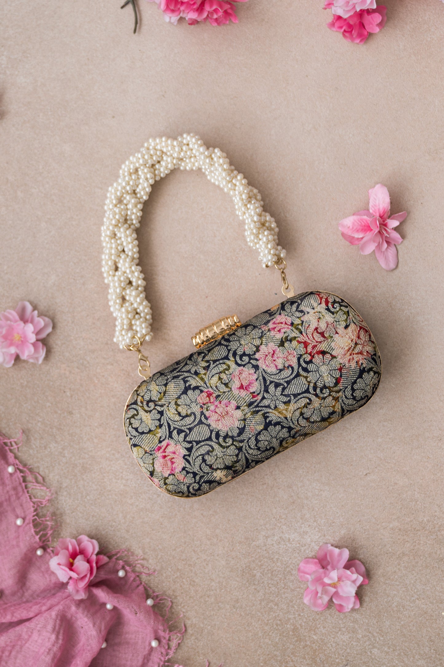 ELORA CLUTCH