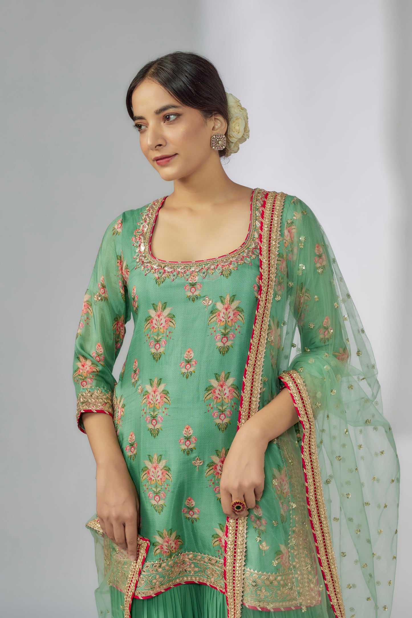 URJA SHARARA SET