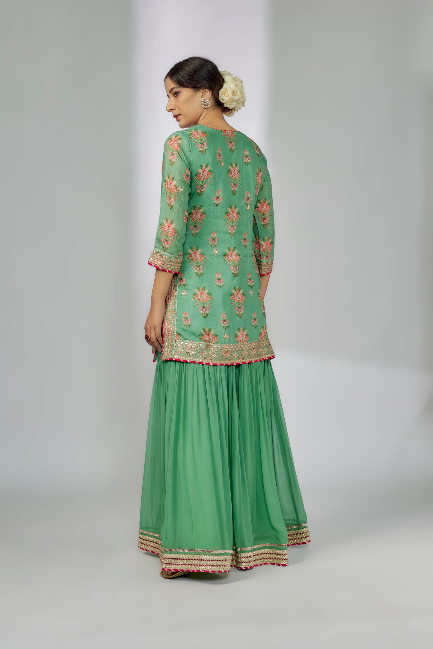 URJA SHARARA SET
