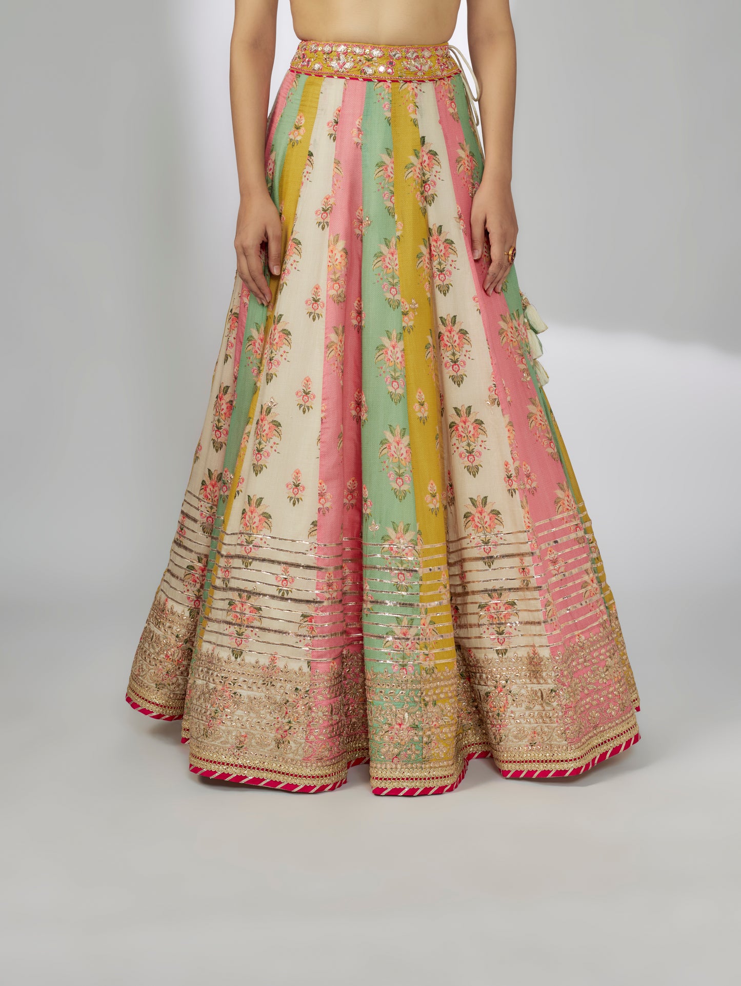 KAVERI LEHENGA SET
