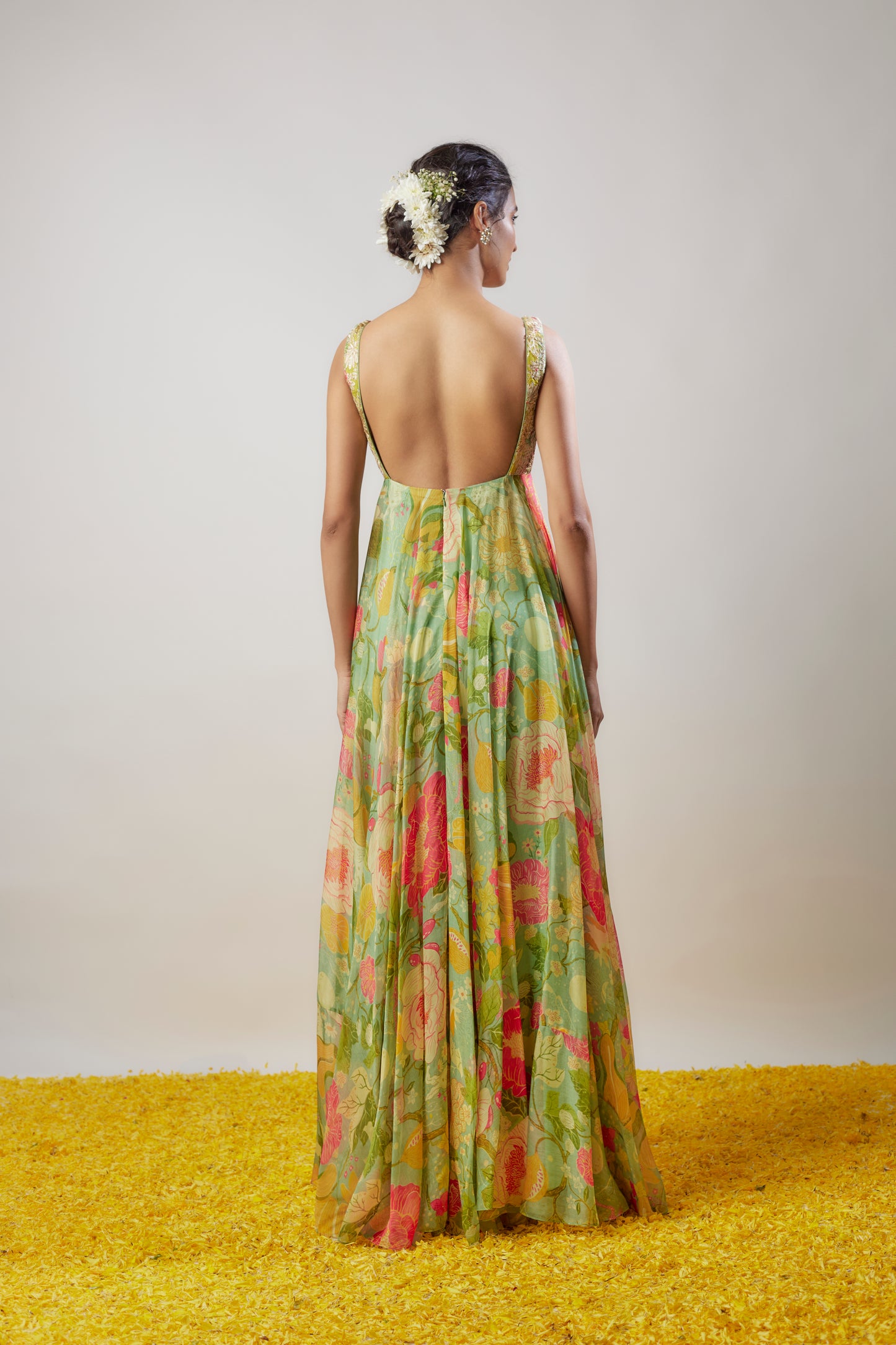 VAMIKA GOWN