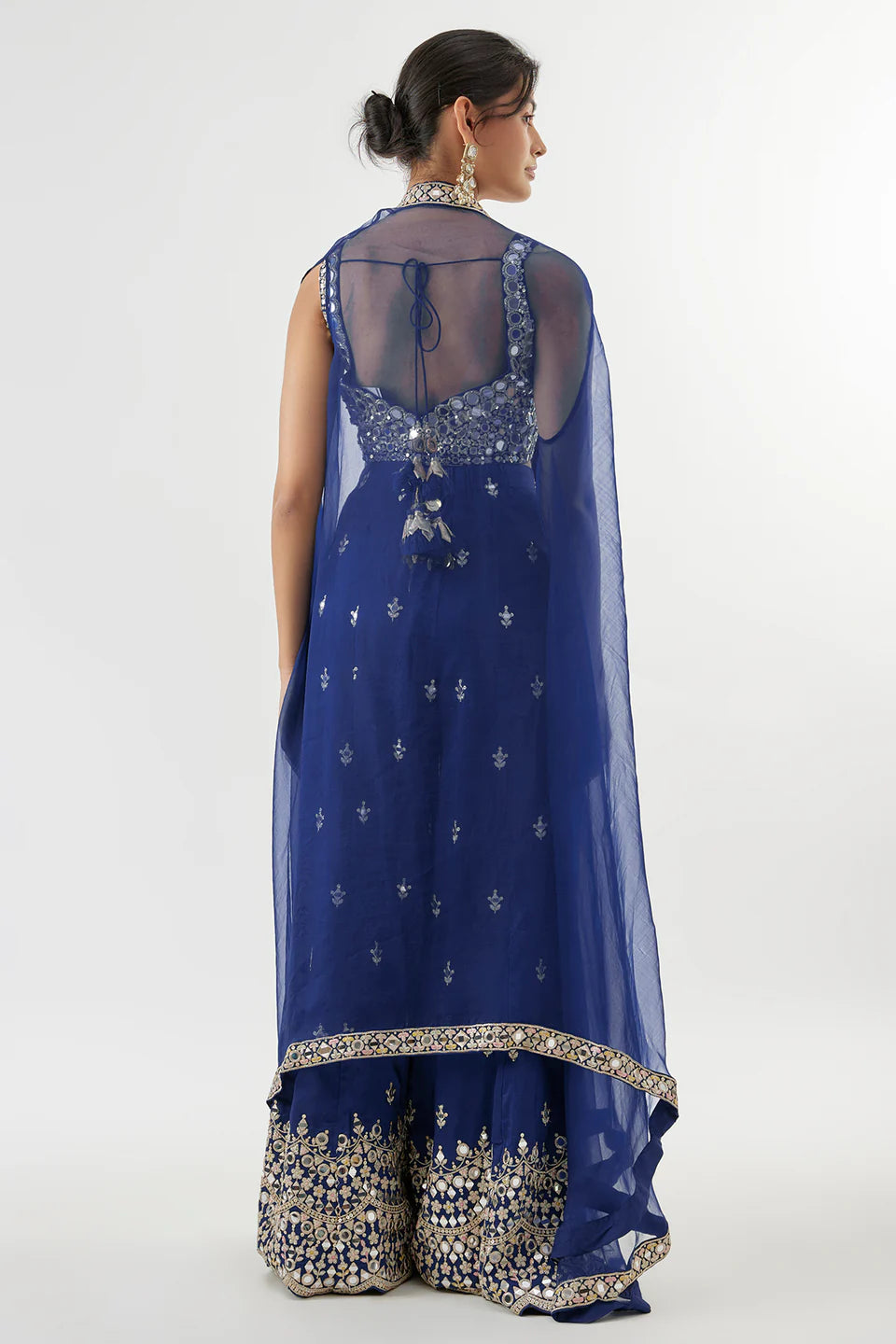 AVNOOR PANT SET