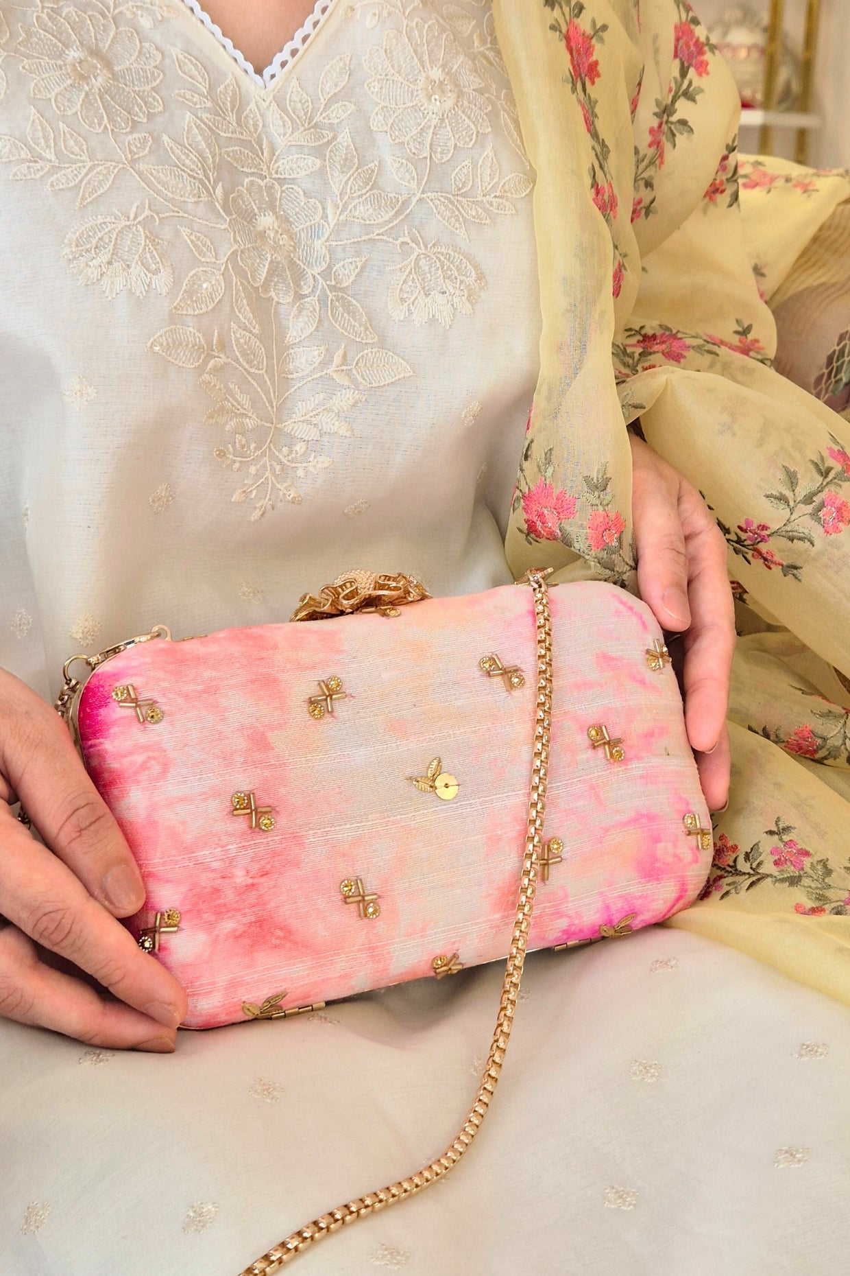 GULBAHAR SHIBORI CLUTCH - PINK