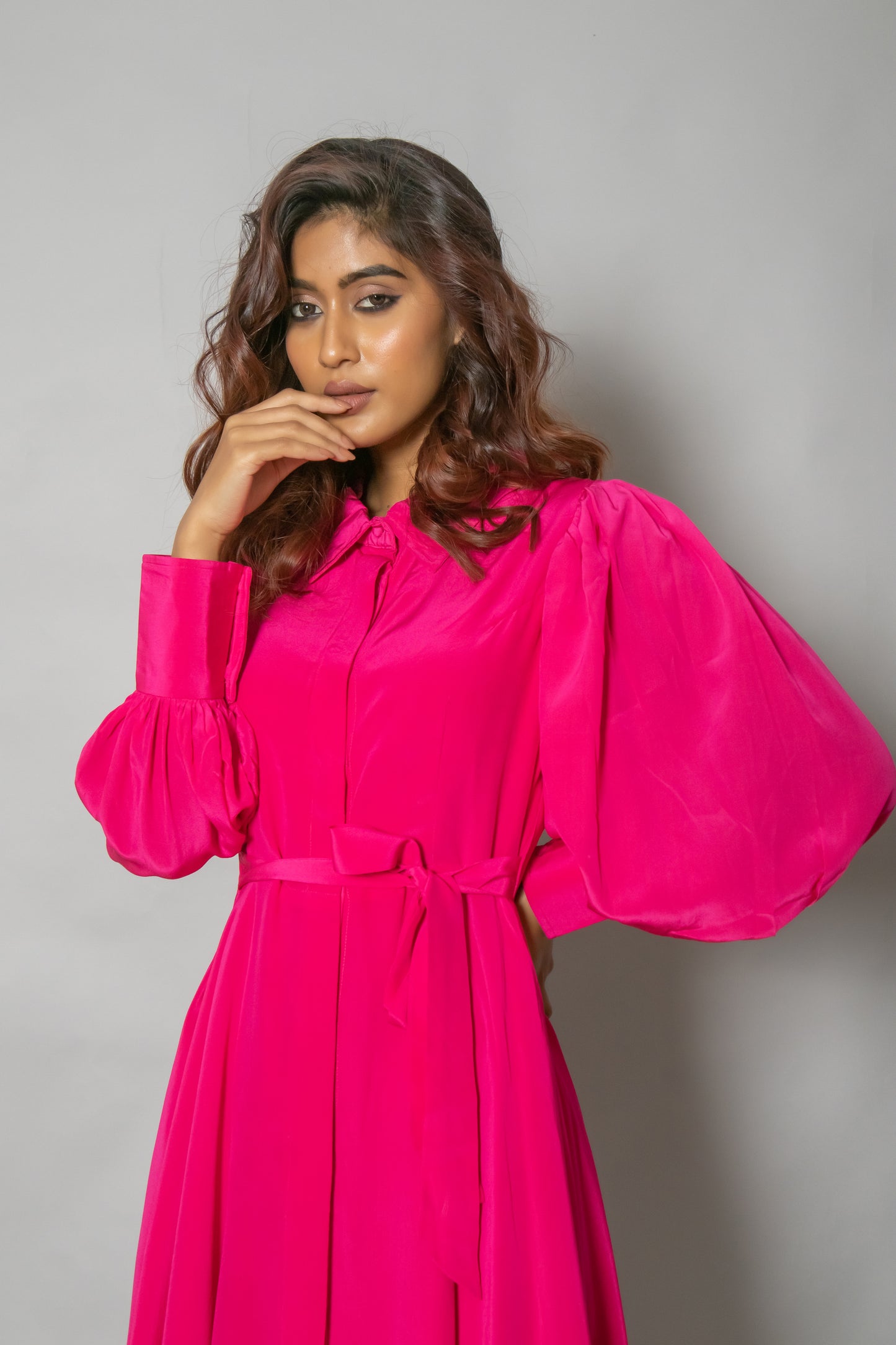 FLOWY MIDI DRESS