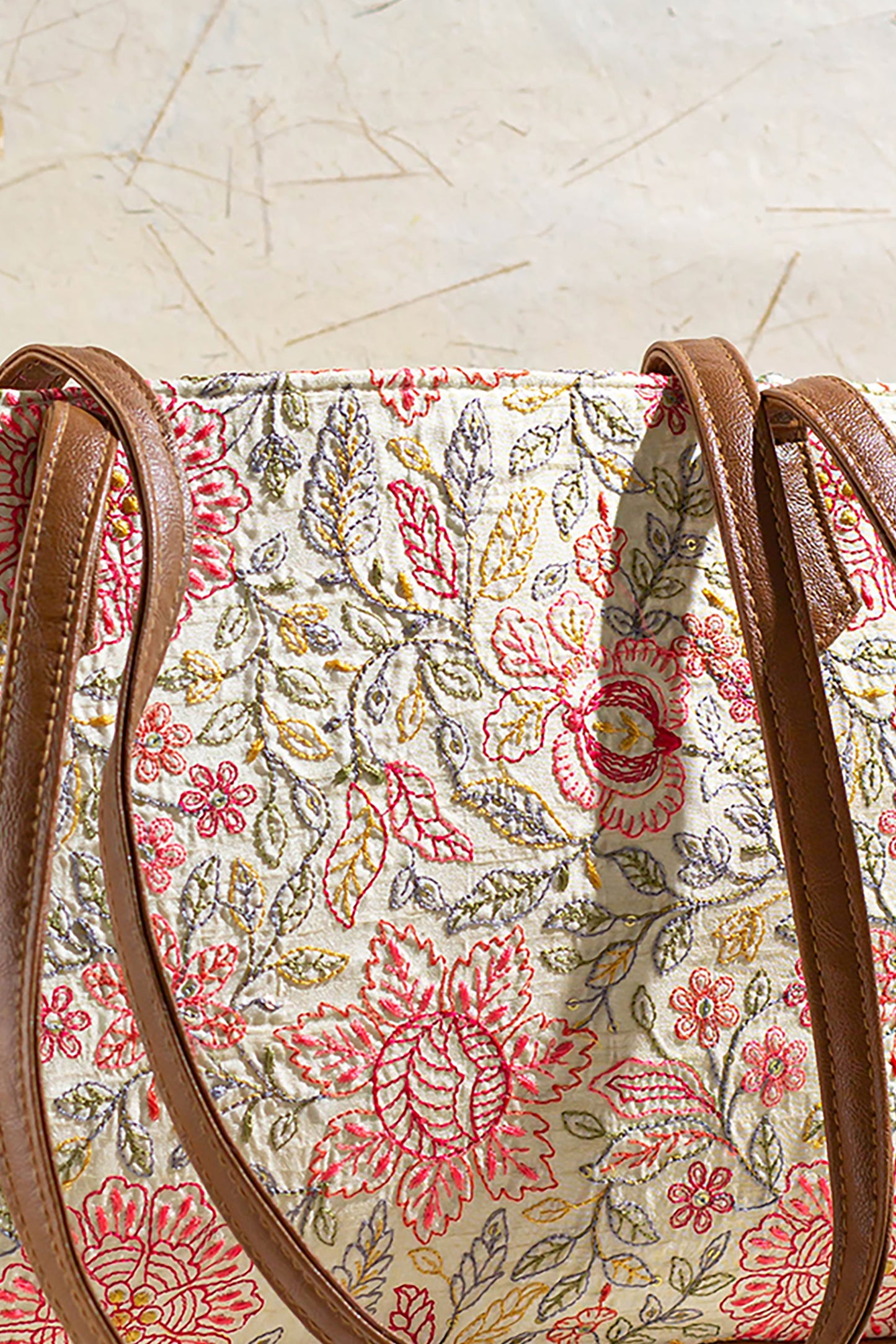 IVY FLORAL EMBROIDERED TOTE BAG