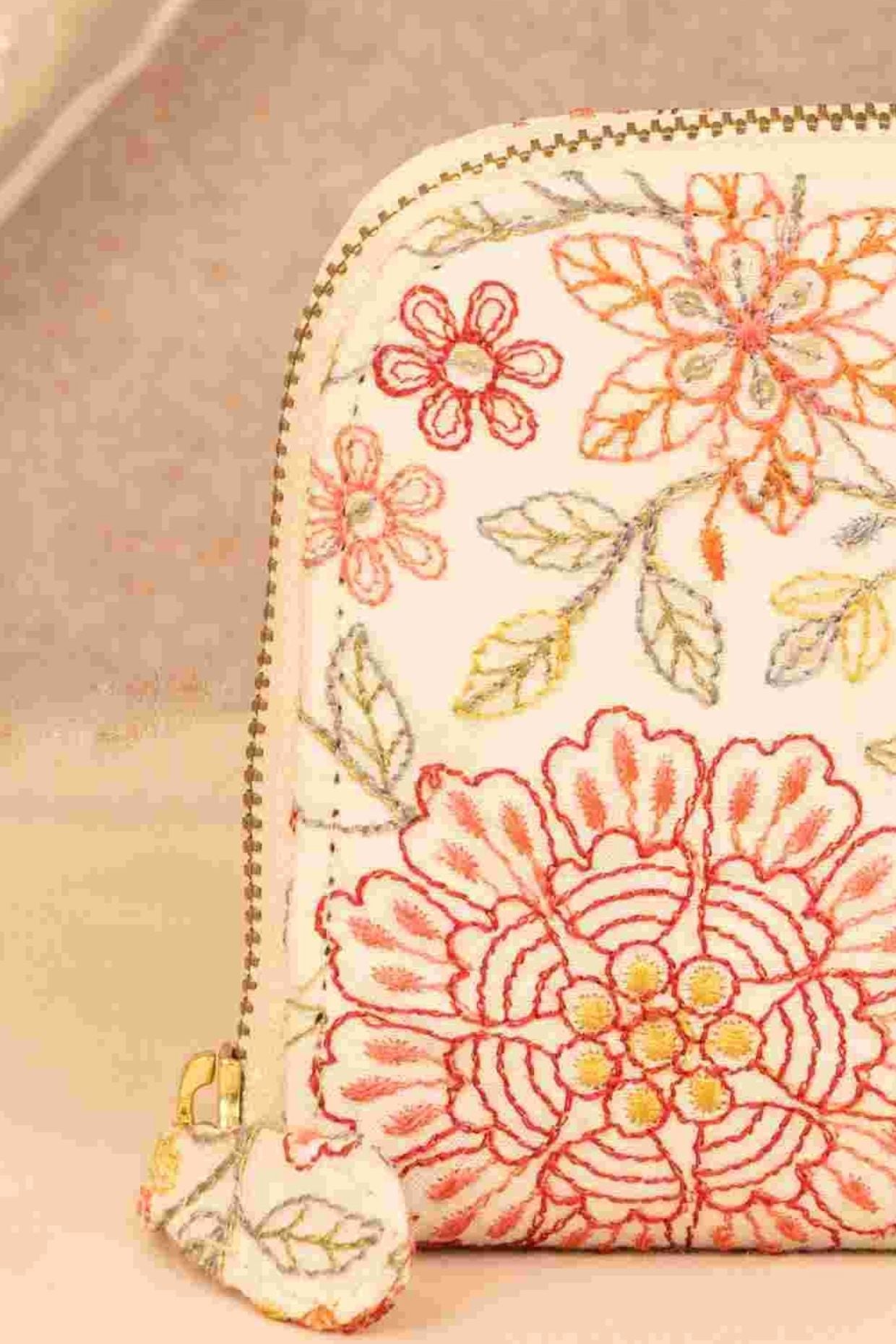 IVY FLORAL EMBROIDERED WALLET