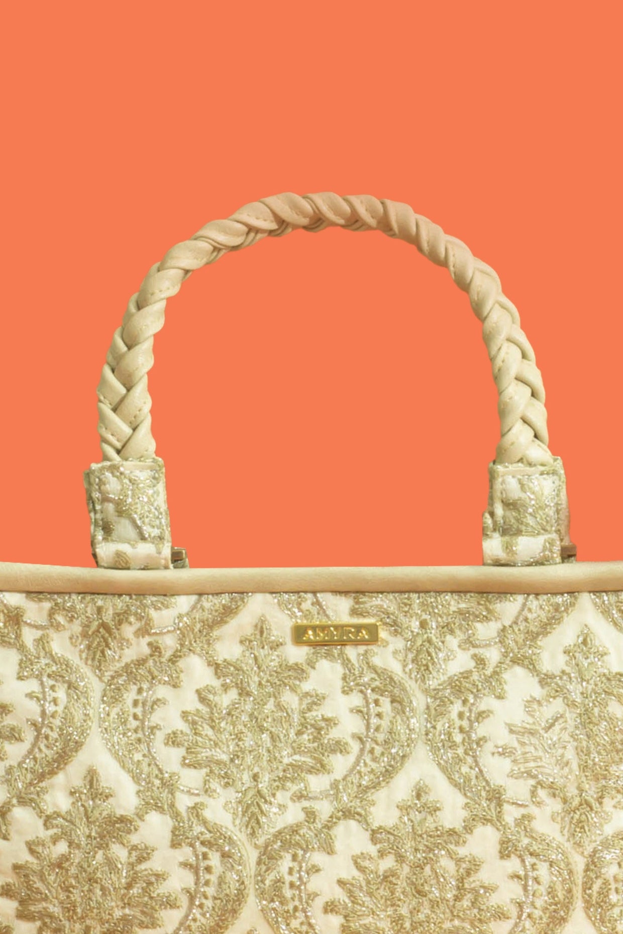 JAALI EMBROIDERED HANDBAG - MINT