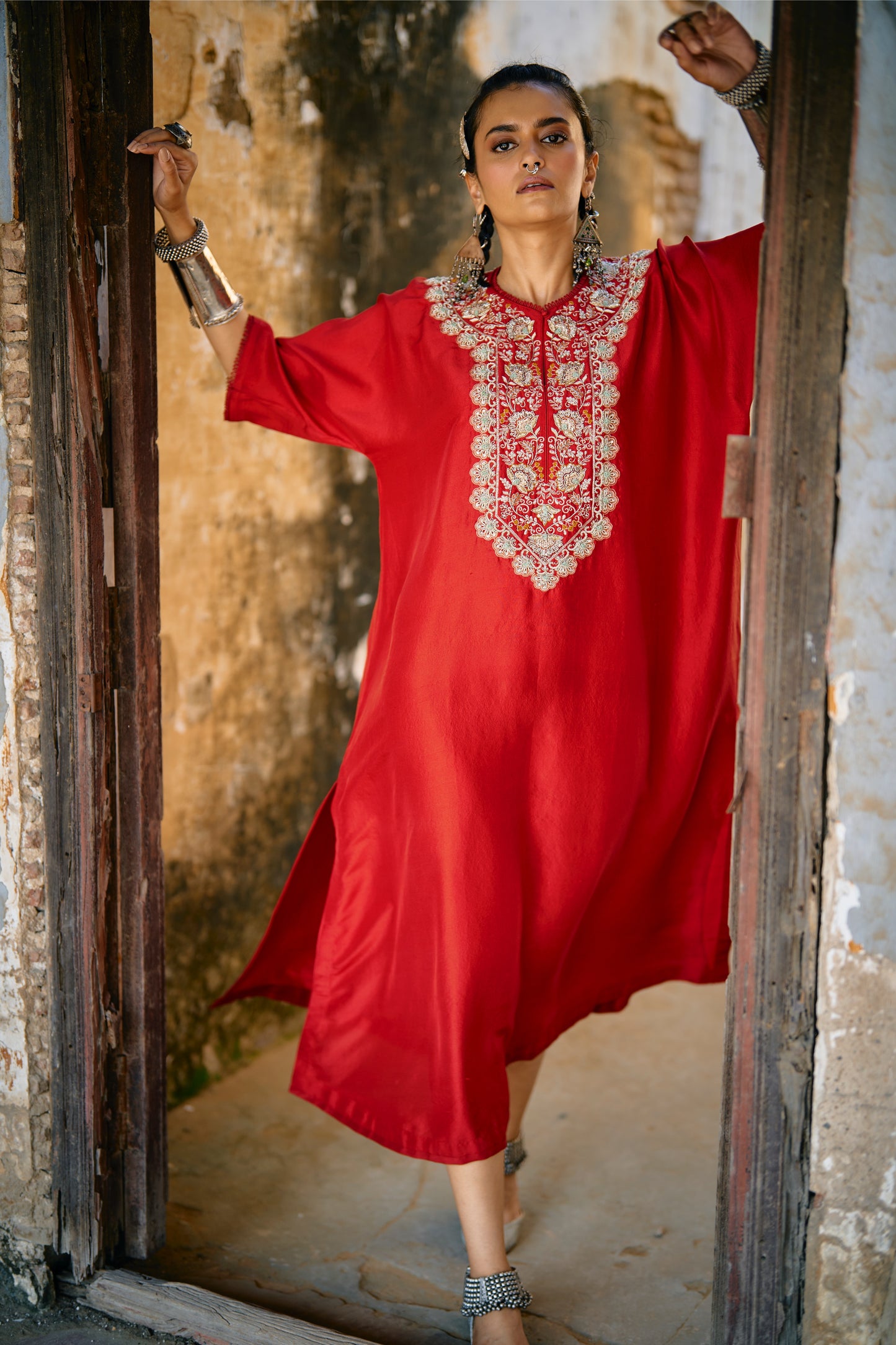 EMBROIDERED KAFTAN