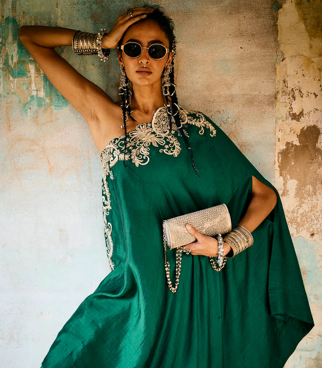 EMERALD GREEN OFF SHOULDER CAPE SET