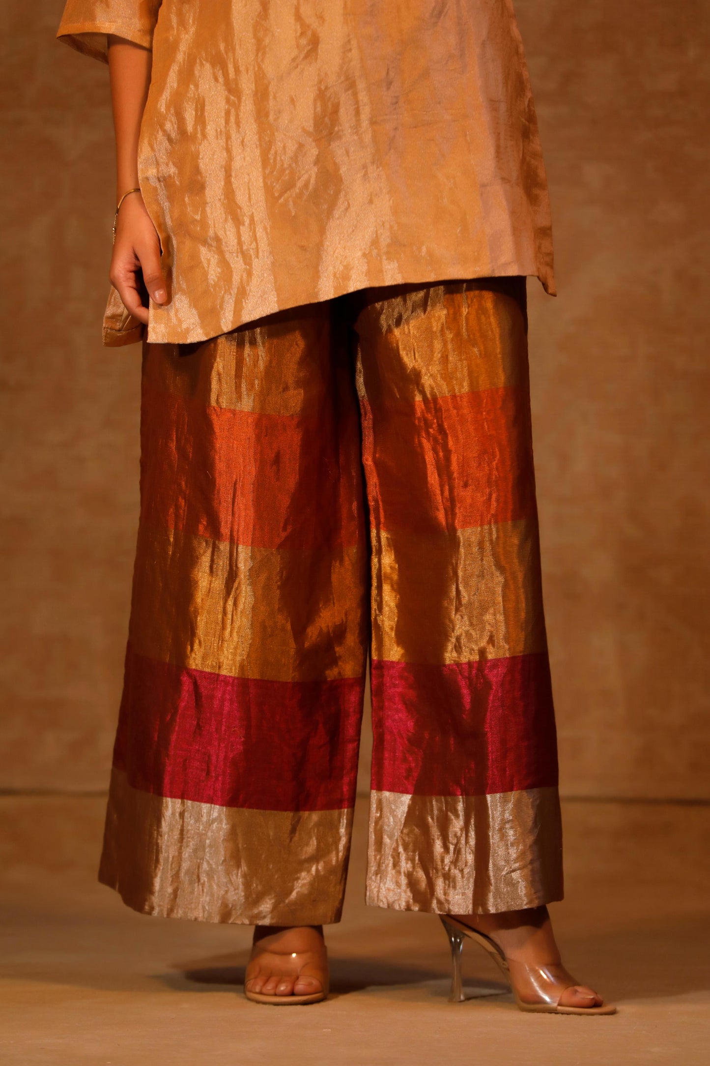 DHUN SHORT KURTA STRIPE PANT SET