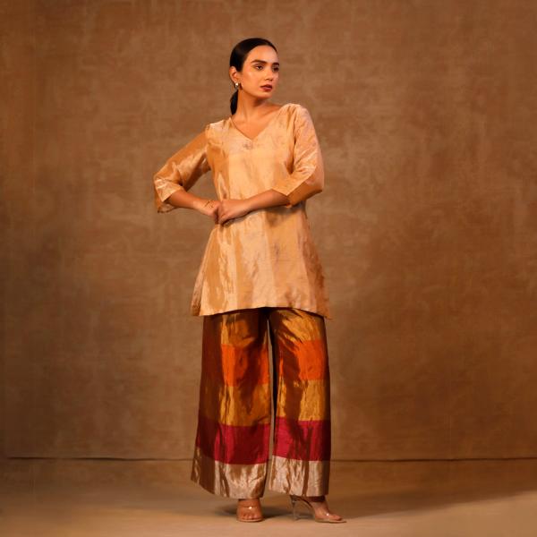 DHUN SHORT KURTA STRIPE PANT SET