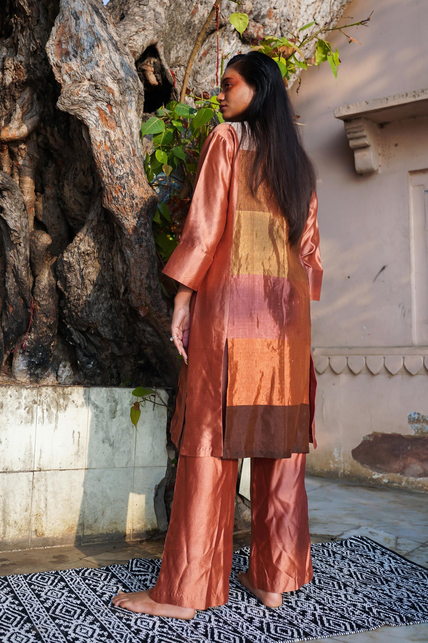 DHUN ZARI STRIPE LONG SHIRT SET